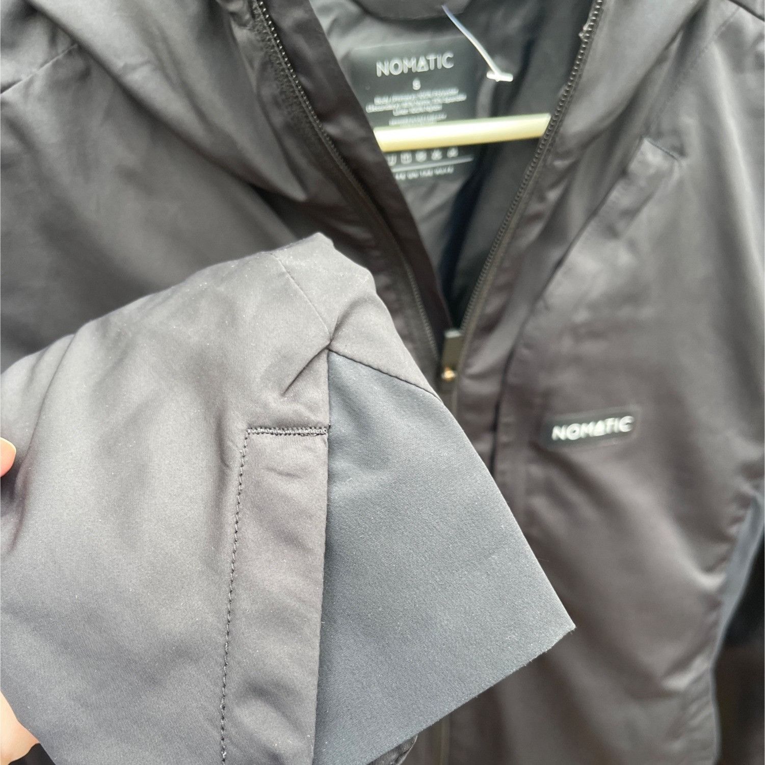 Other Nomatic Outset Jacket Hooded Packable Windbreaker Black Sz Size US S / EU 44-46 / 1 - 8 Thumbnail