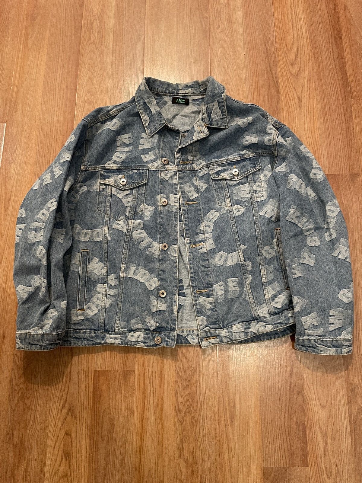Vintage A Few Good Kids all over denim jacket Size US XL / EU 56 / 4 - 1 Thumbnail