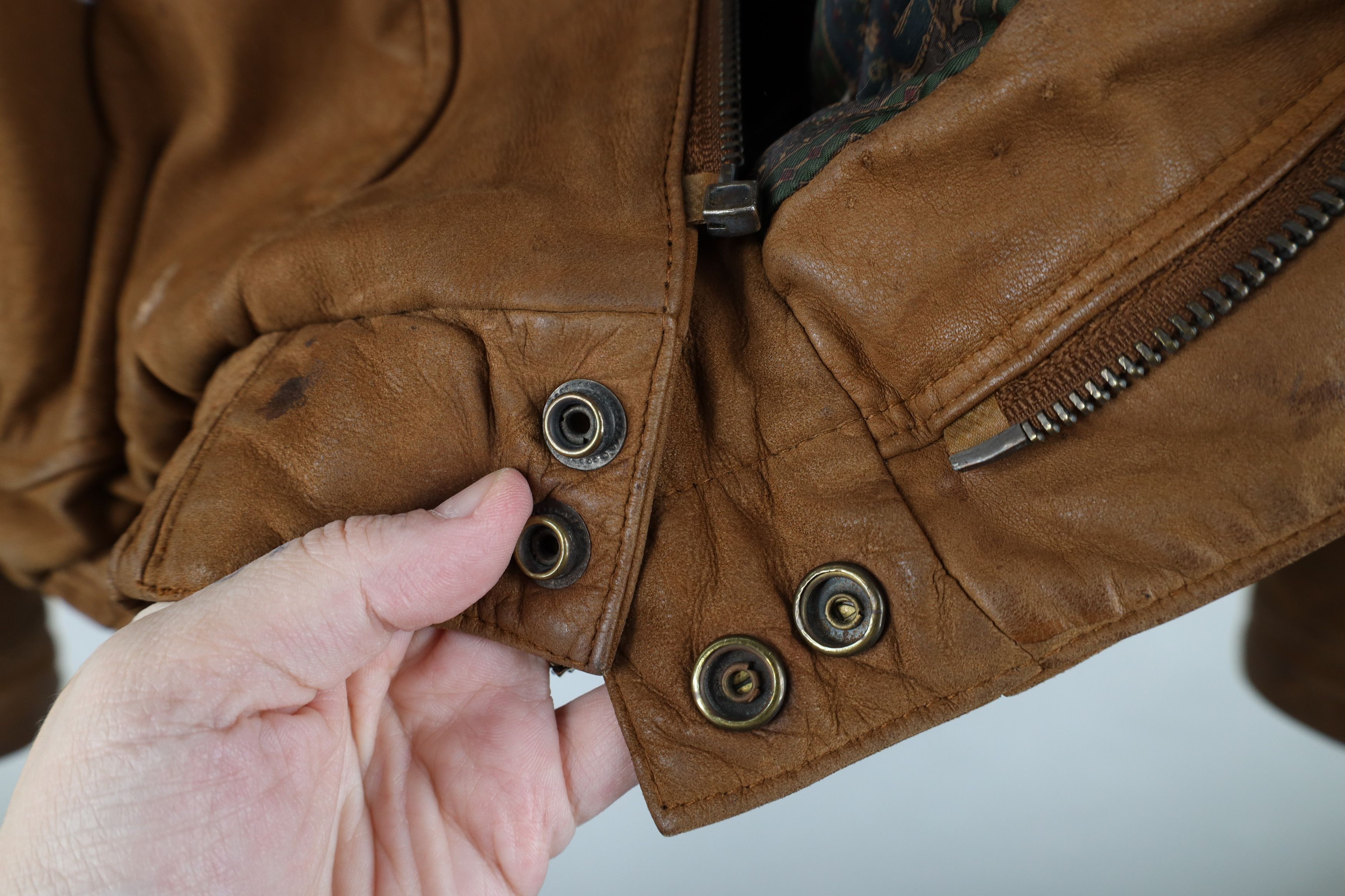 Vintage AS IS Vintage 90s Streetwear Suede Leather Bomber Jacket Size US L / EU 52-54 / 3 - 7 Thumbnail