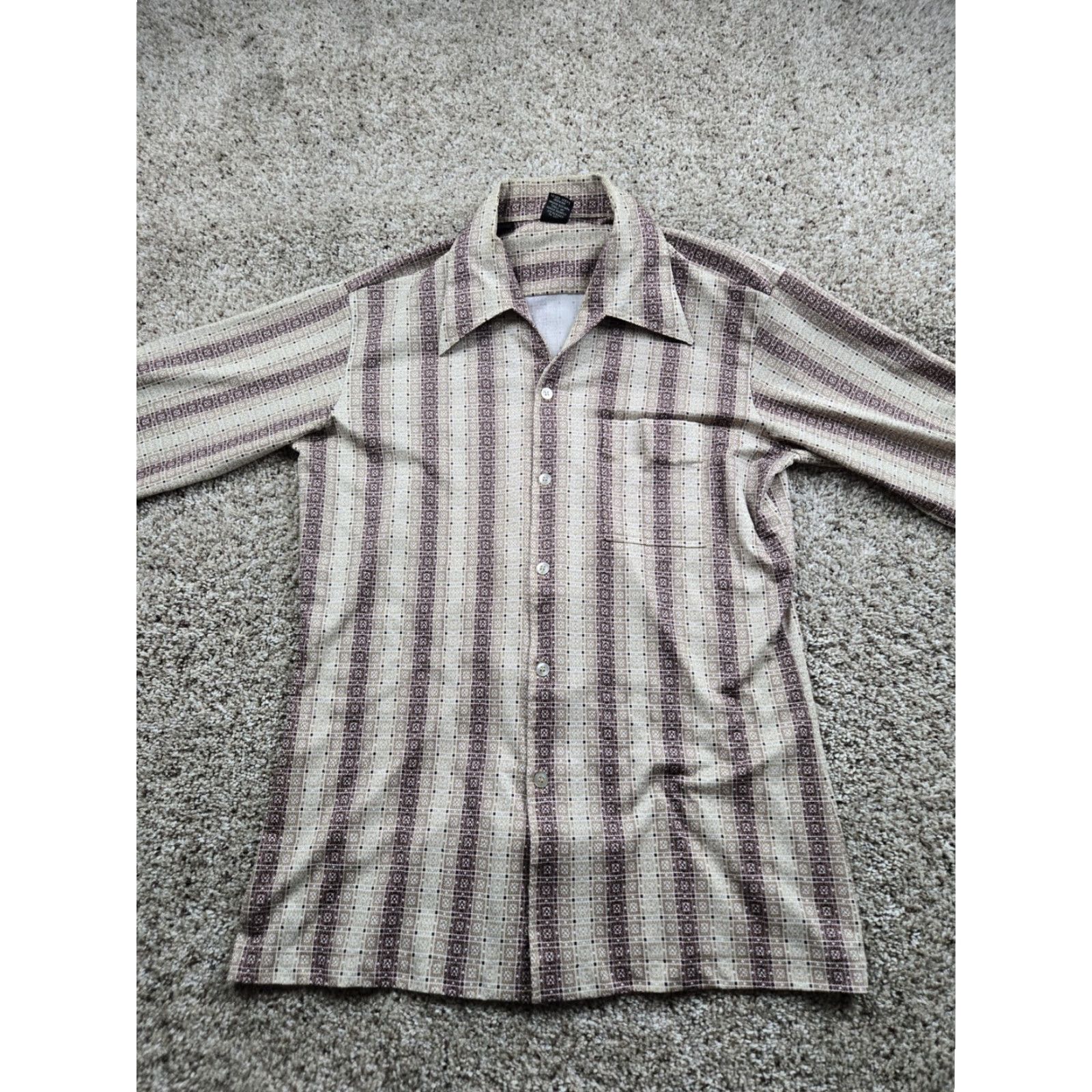 Vintage VINTAGE Joel Of California Shirt Large Brown Clover Print Point Collar 70s Disco Long Sleeve Polyester Button-Front Mens L Brown Clover Print Shirt Size US L / EU 52-54 / 3 - 3 Thumbnail