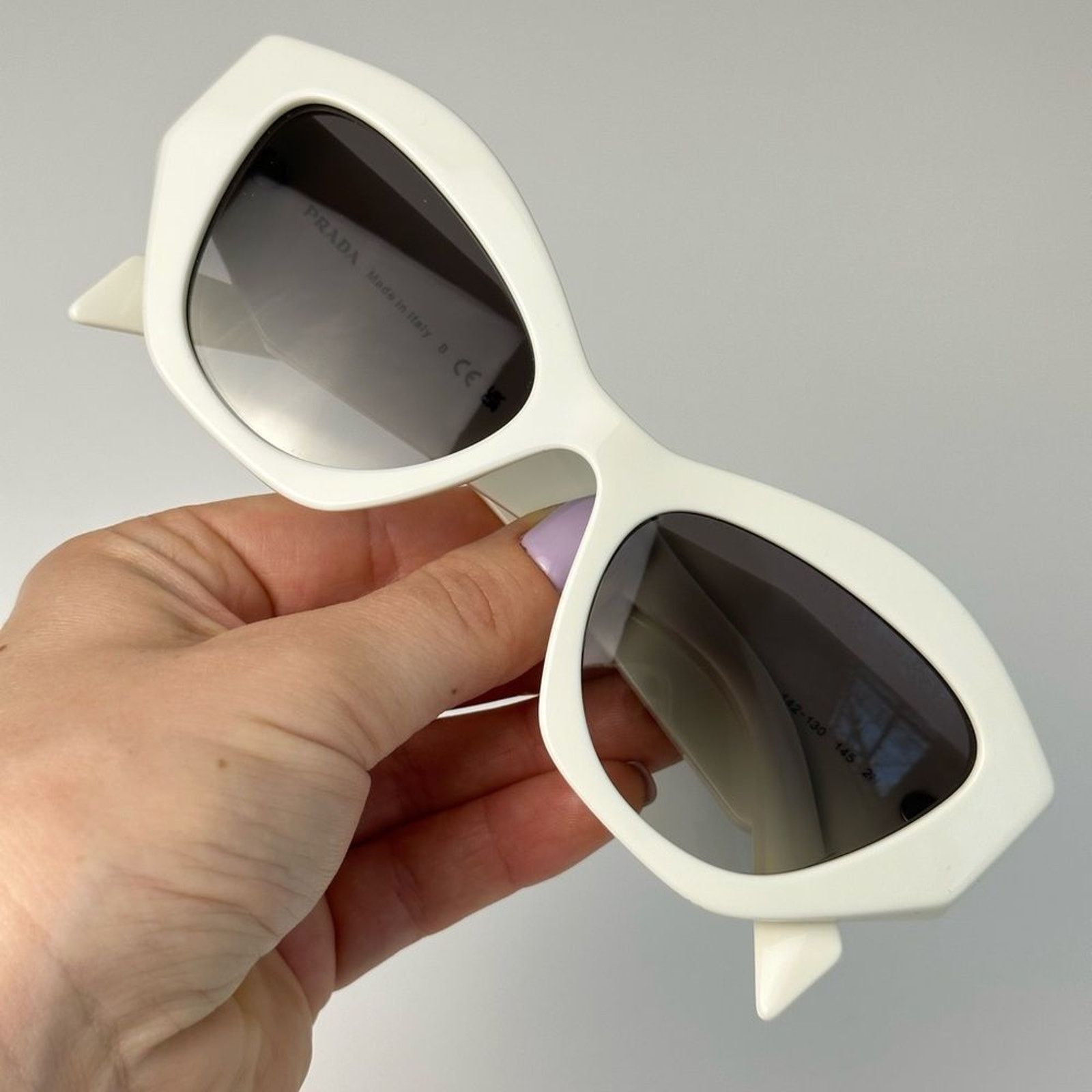 Prada NEW PRADA Sunglasses PR07YSF 142130 White GreyGradient Women Size ONE SIZE - 8 Thumbnail