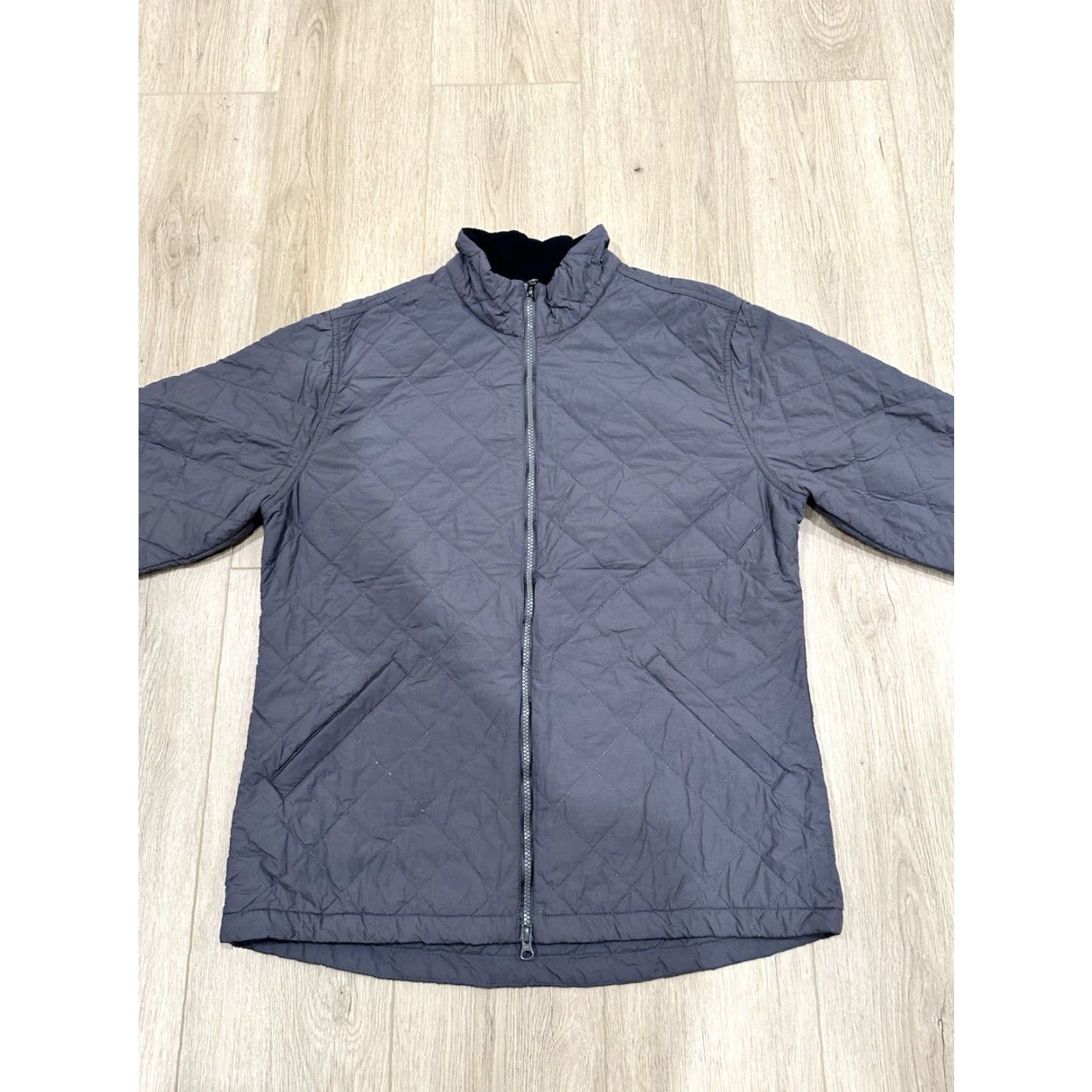 Taylor Stitch Taylor Stitch Jacket Bomber Gray sz 44 Quilted Mens Regular Size 44 Nylon Jacket Size US S / EU 44-46 / 1 - 3 Thumbnail