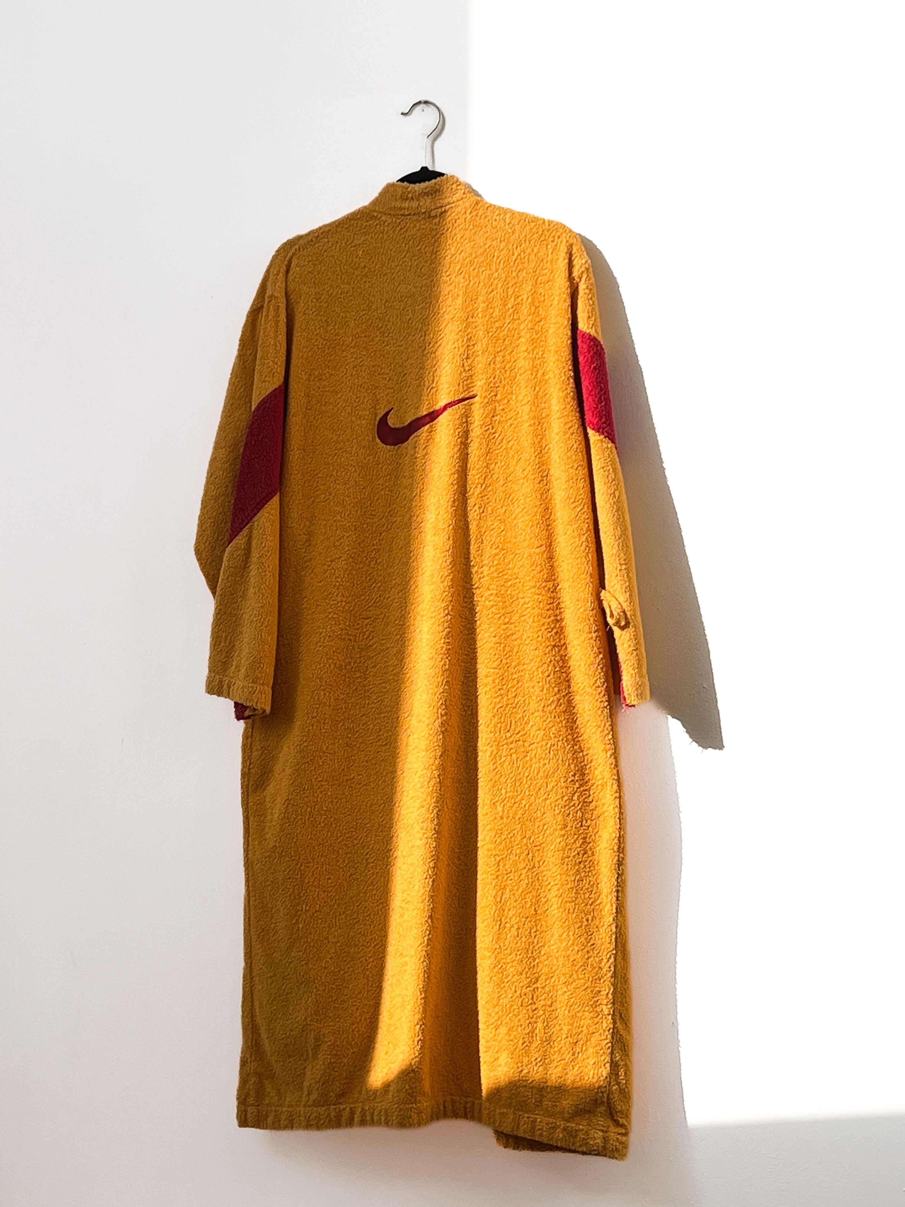Nike × Vintage Nike vintage bathrobe Size ONE SIZE - 1 Thumbnail