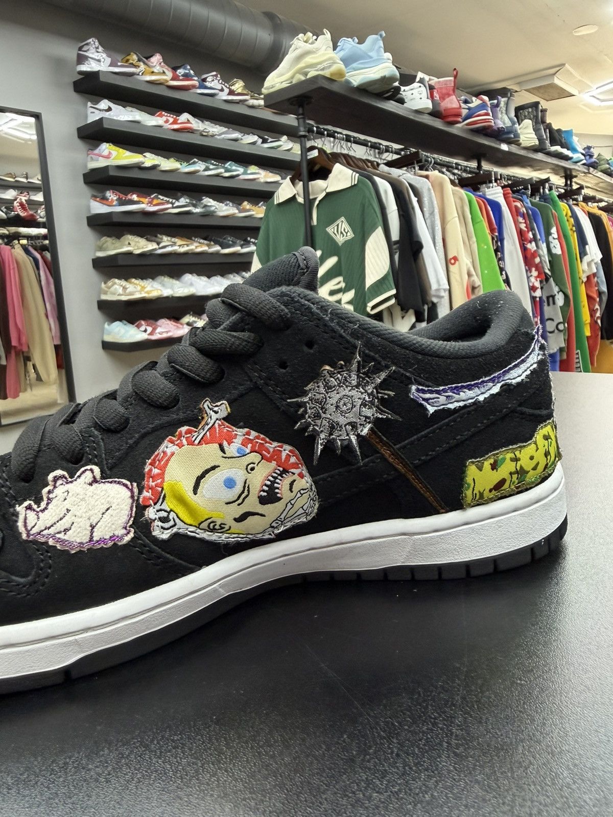 Nike Size 9 - Nike SB Dunk Low Neckface Size US 9 / EU 42 - 6 Thumbnail