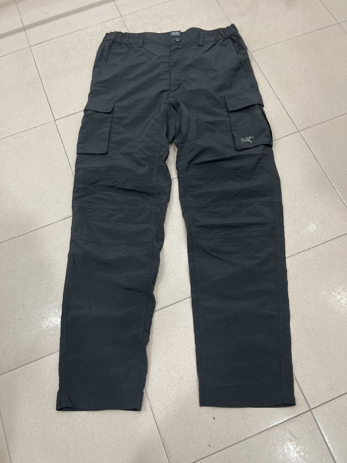 Arc'teryx Arcteryx Cargo Black Hiking Pants Size US 33 - 7 Thumbnail