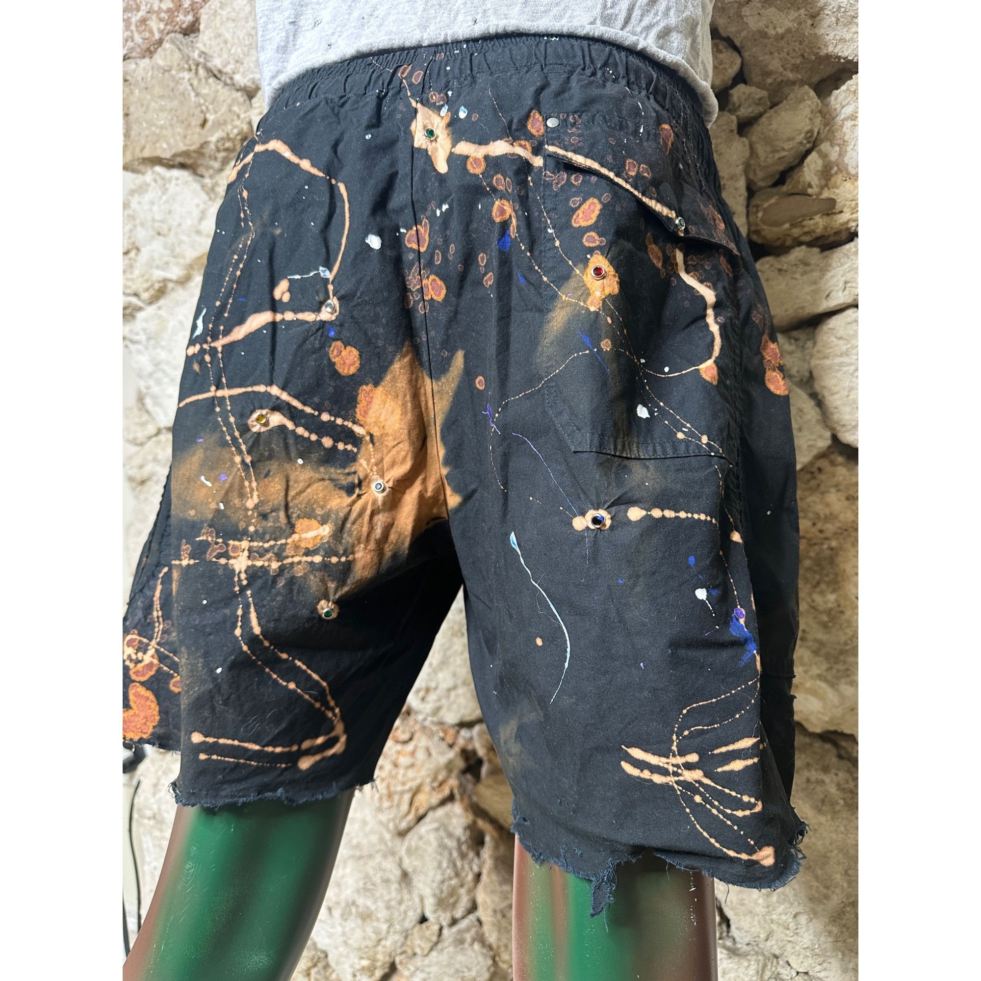 Handmade × John Elliott DRO Lab Custom 1/1 ART x John Elliott Distressed Shorts Size US 34 / EU 50 - 19 Thumbnail