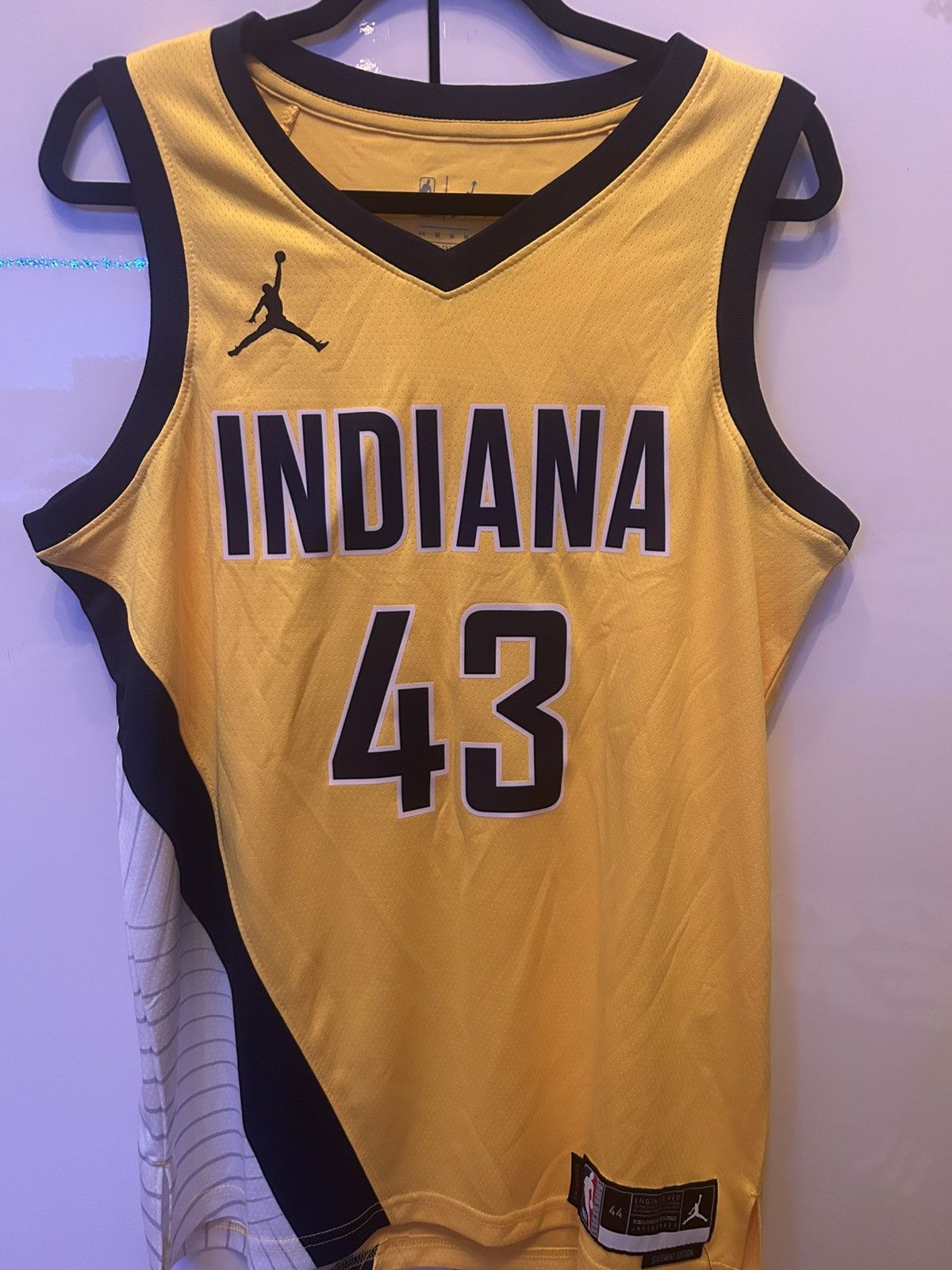Jordan Brand Siakam jersey Size US M / EU 48-50 / 2 - 1 Thumbnail