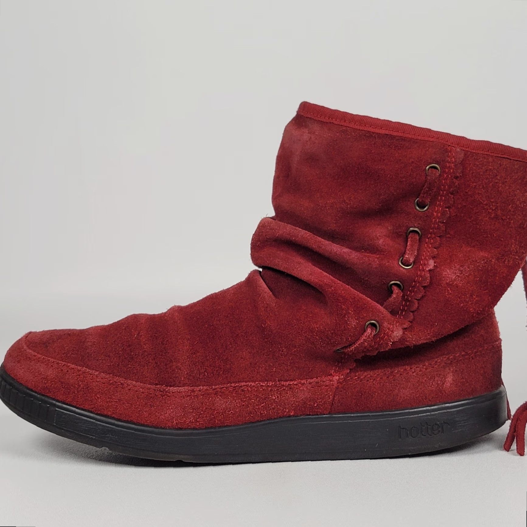 Vintage MINT Hotter Pixie Red Suede Fur Lined Ankle Boots US 8.5 EUR 40 Womens Casual Pull On 1" Heel Red Suede Fur Lined Ankle Boots Size US 9 / IT 39 - 7 Thumbnail