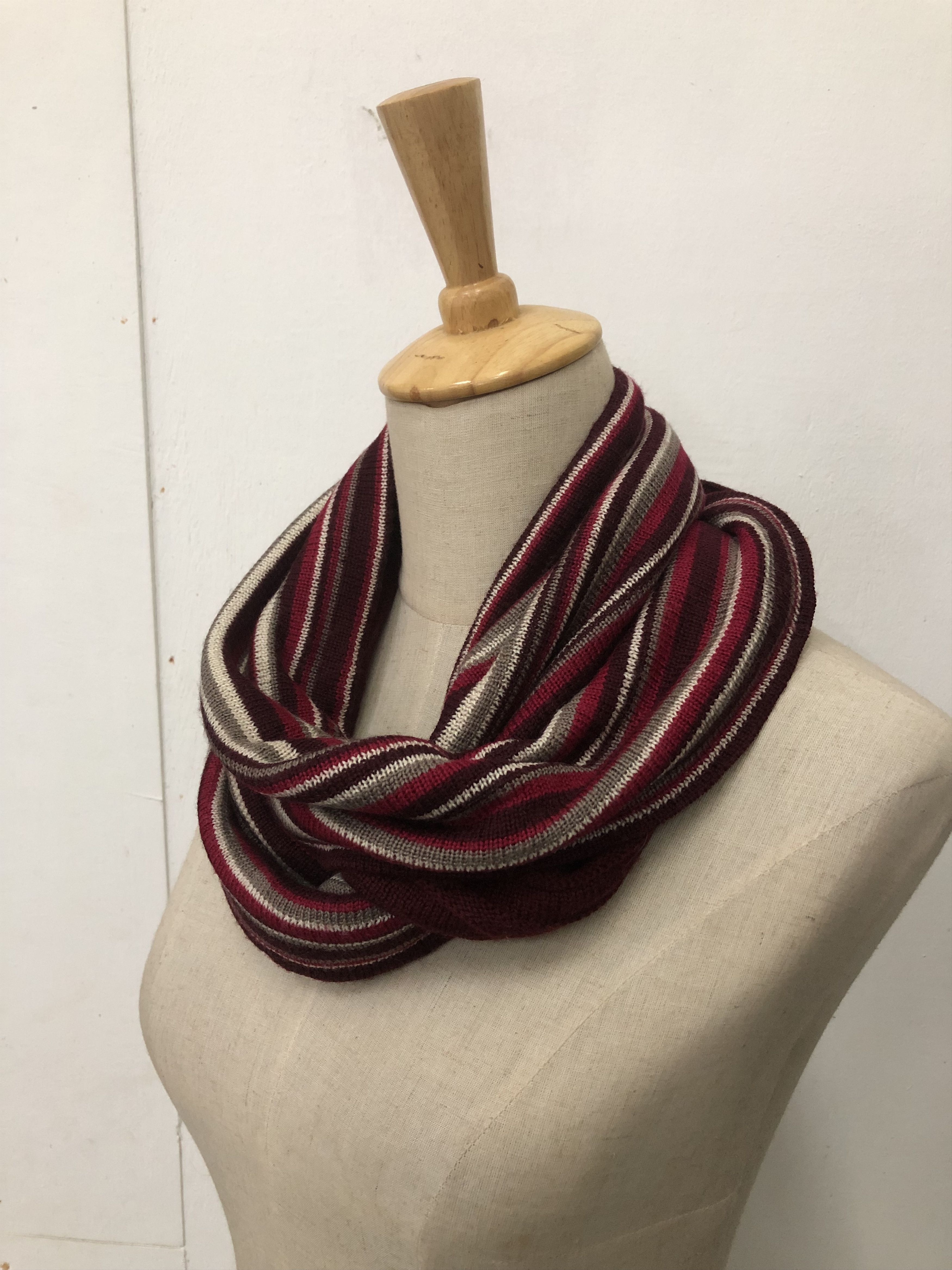 Takeo Kikuchi Takeo Kikuchi Infinity Scarf / Muffler / Neckwear Size ONE SIZE - 1 Thumbnail