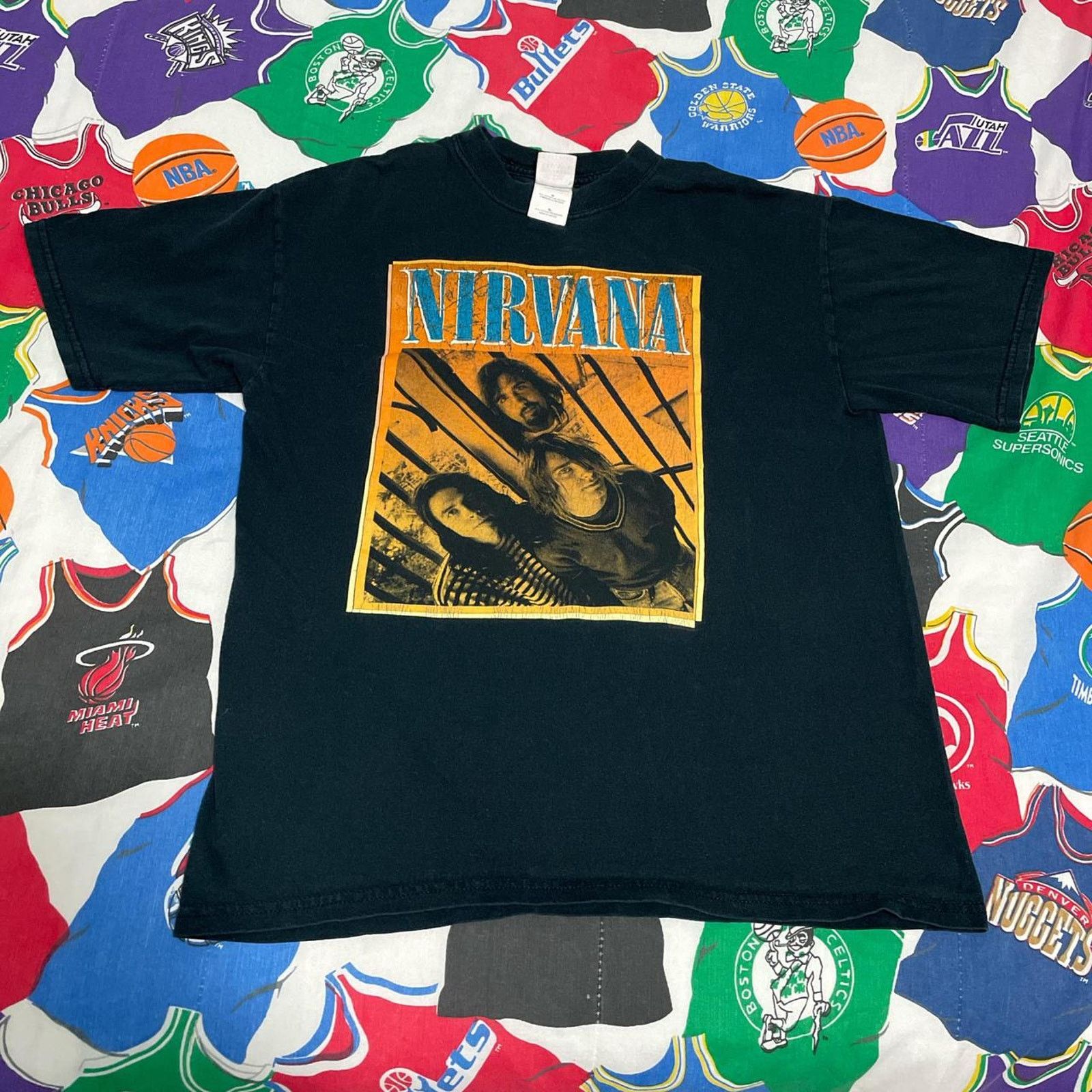 Band Tees × Vintage Vintage 2004 Nirvana Kurt Cobain Album Cover Promo Tour Tee Size US M / EU 48-50 / 2 - 1 Thumbnail