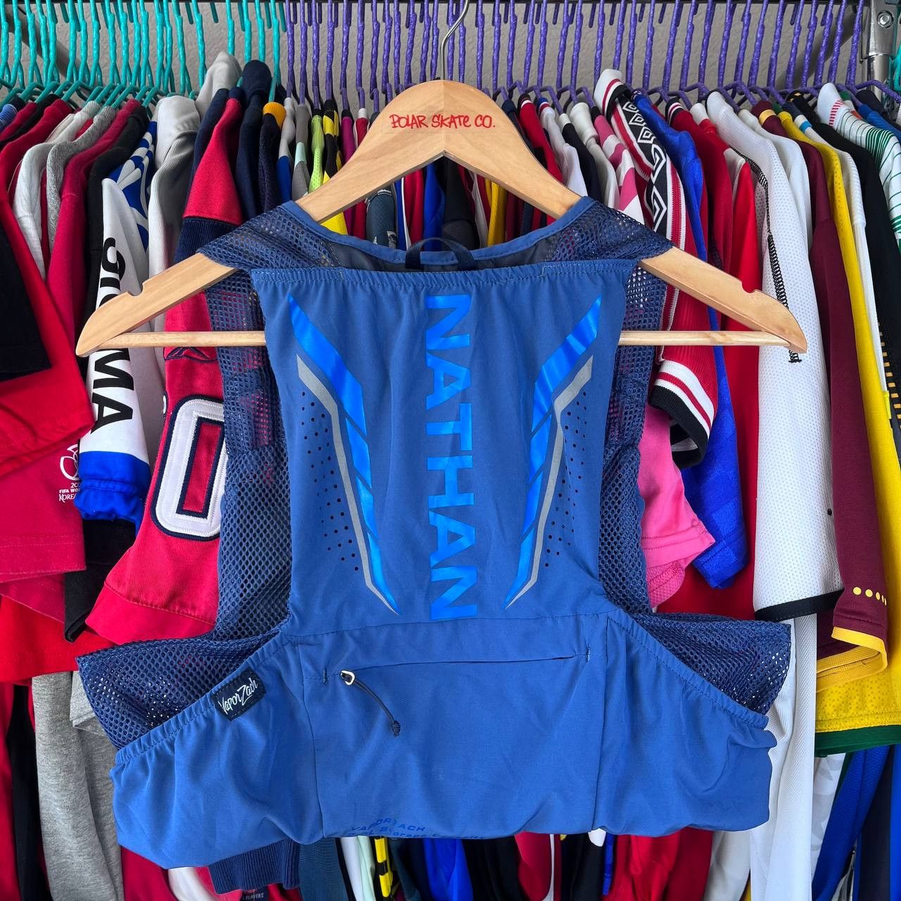 Other NATHAN Vaporzach 2.5L Storage Capacity Blue Running Vest Size US M / EU 48-50 / 2 - 1 Thumbnail