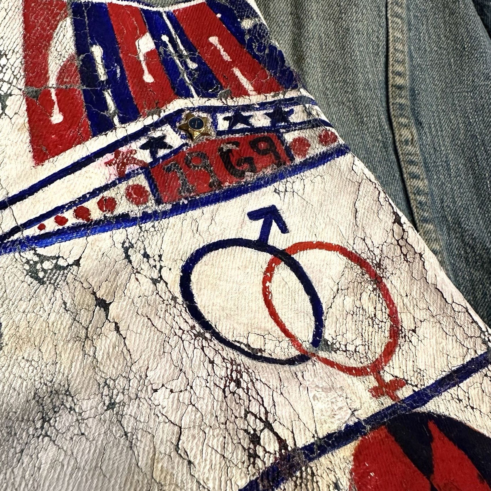 Vintage Vtg Ely Cattleman Denim Jacket M Blue Hand Painted Distressed 60/70s Pleated Look Hippy Womens Jacket Size M / US 6-8 / IT 42-44 - 6 Thumbnail