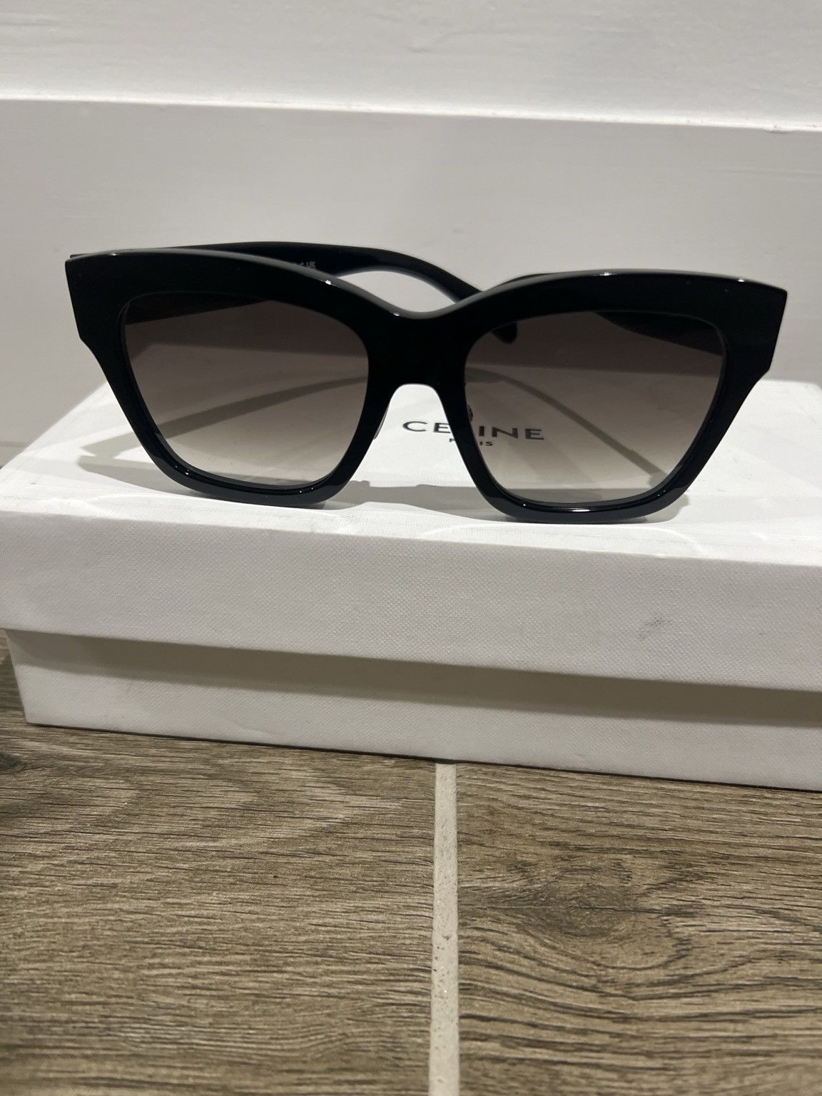 Celine Celine Triomphe Cat Eye Sunglasses – Black/Gold Size ONE SIZE - 3 Thumbnail