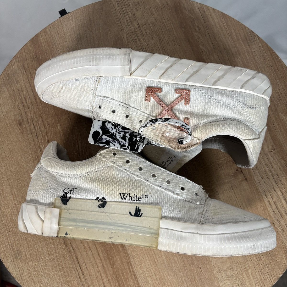 Off-White OFF-WHITE Vulc Low Eco Canvas USED EU41 Size US 8 / EU 41 - 9 Thumbnail