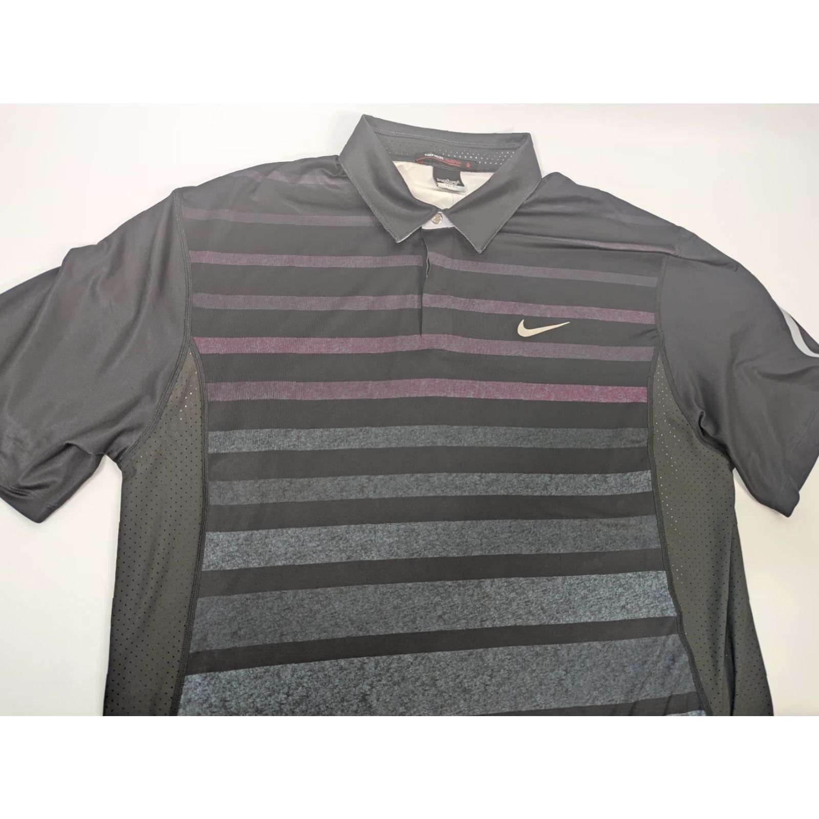 Nike Nike Dri-Fit TW Polo Shirt Mens Striped Black 518104 011 Golf Casual Polo Size US L / EU 52-54 / 3 - 2 Thumbnail