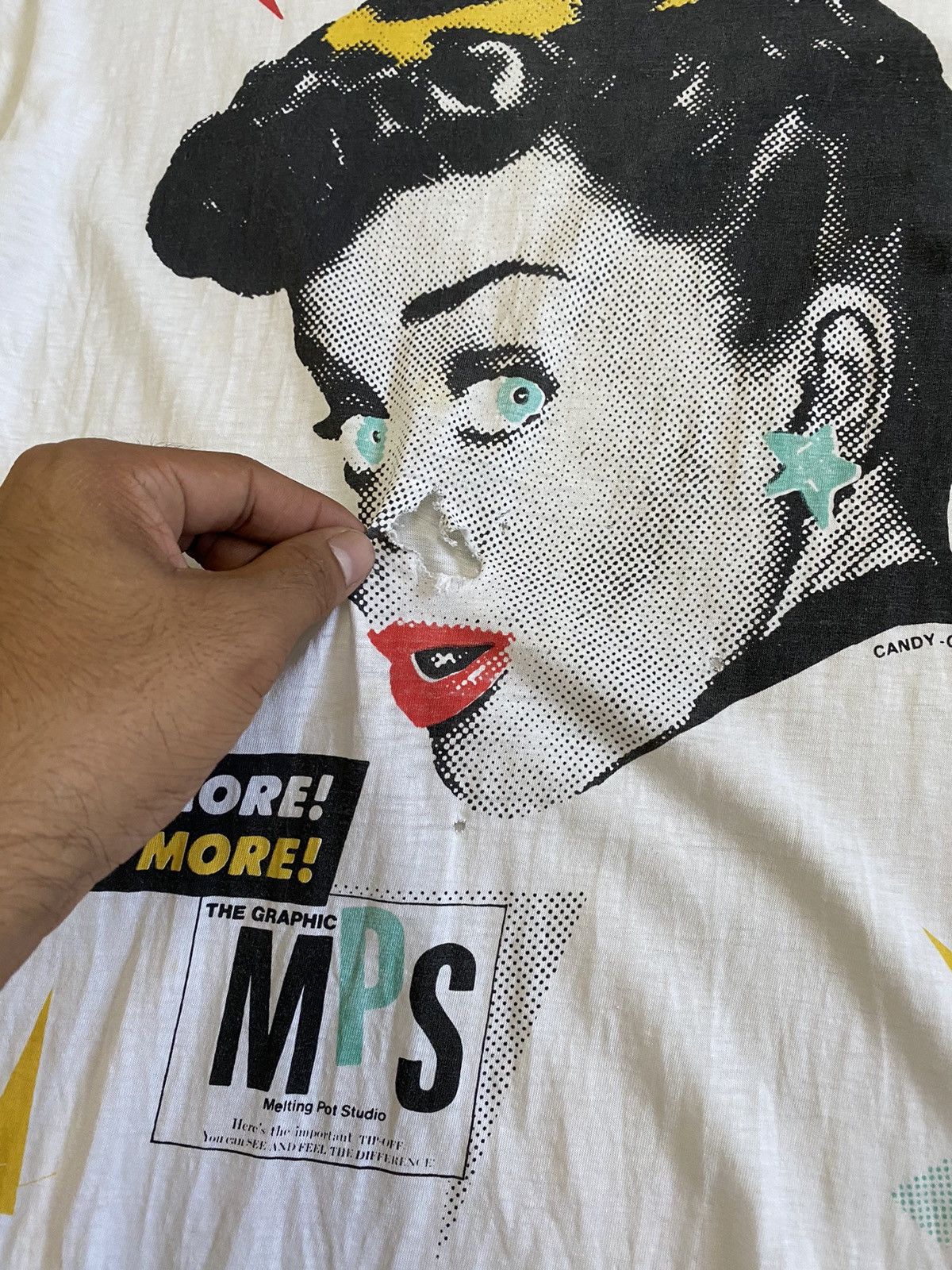 Vintage Vintage Candy Clark Distressed Tee Size US M / EU 48-50 / 2 - 5 Thumbnail