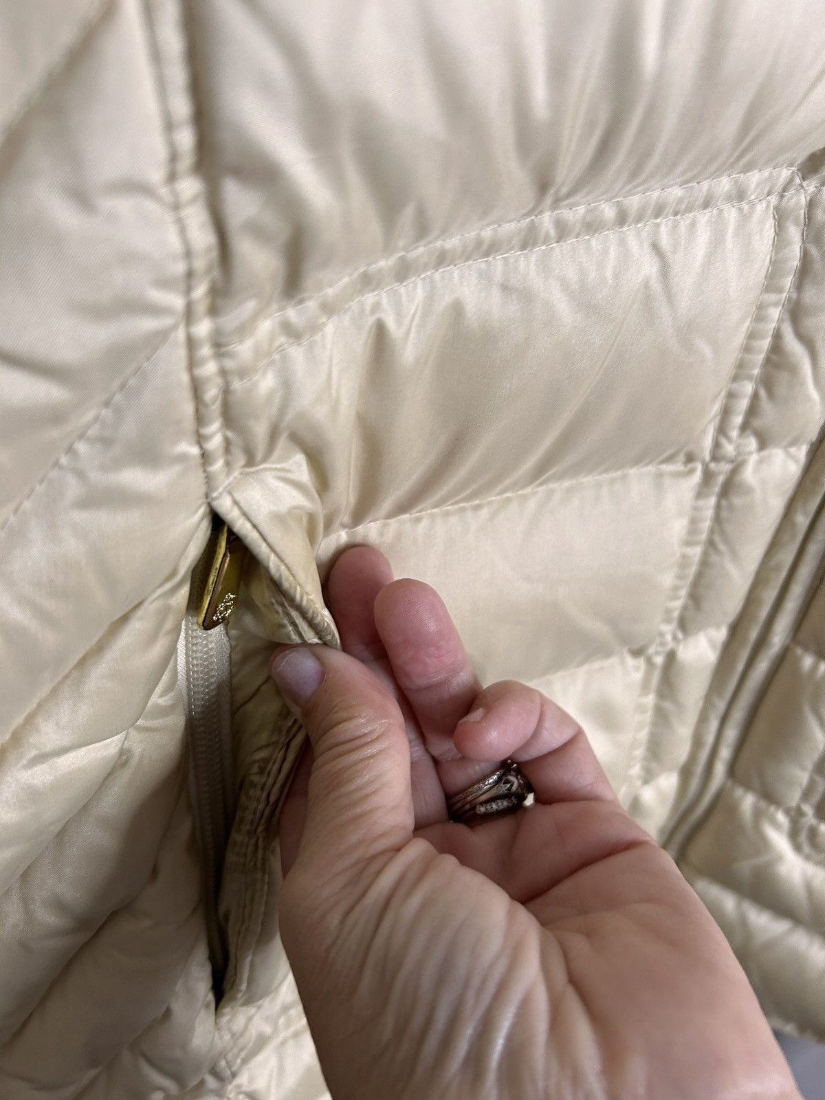Brooks Brothers Brooks Brothers Down Filled Coat with Faux Fur Collar Size M / US 6-8 / IT 42-44 - 6 Thumbnail