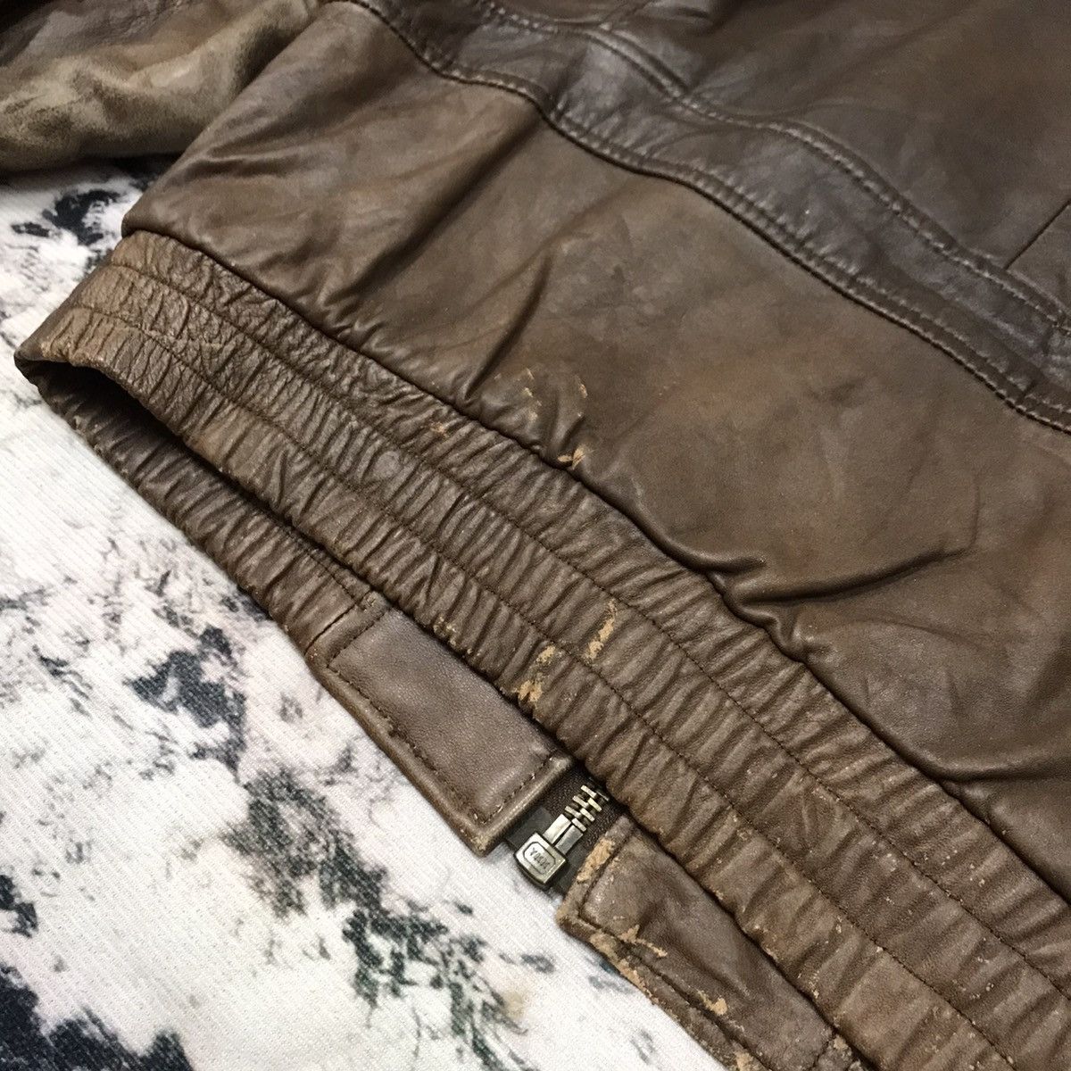 Vintage 90s Type A-2 UsArmy AirForce Bomber Leather Jacket