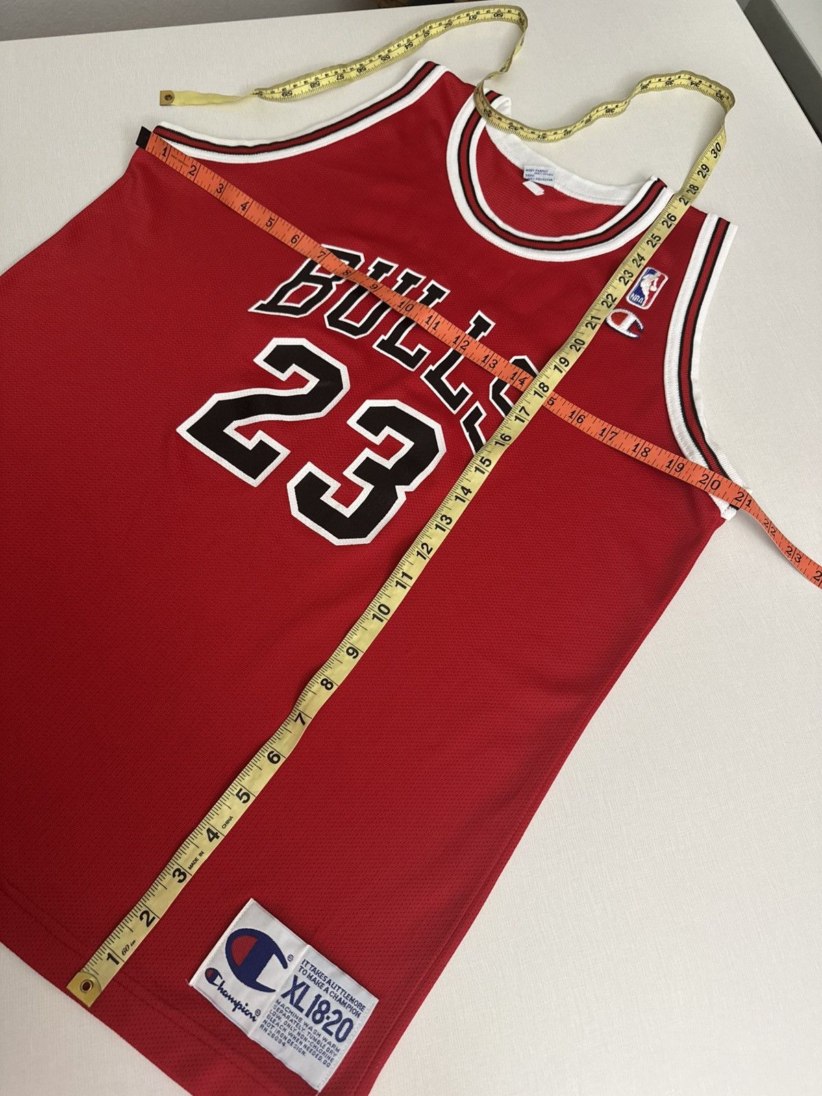 Champion × NBA × Vintage 90s Chicago Bulls Michael Jordan Champion Jersey Youth XL Size US XL / EU 56 / 4 - 13 Thumbnail