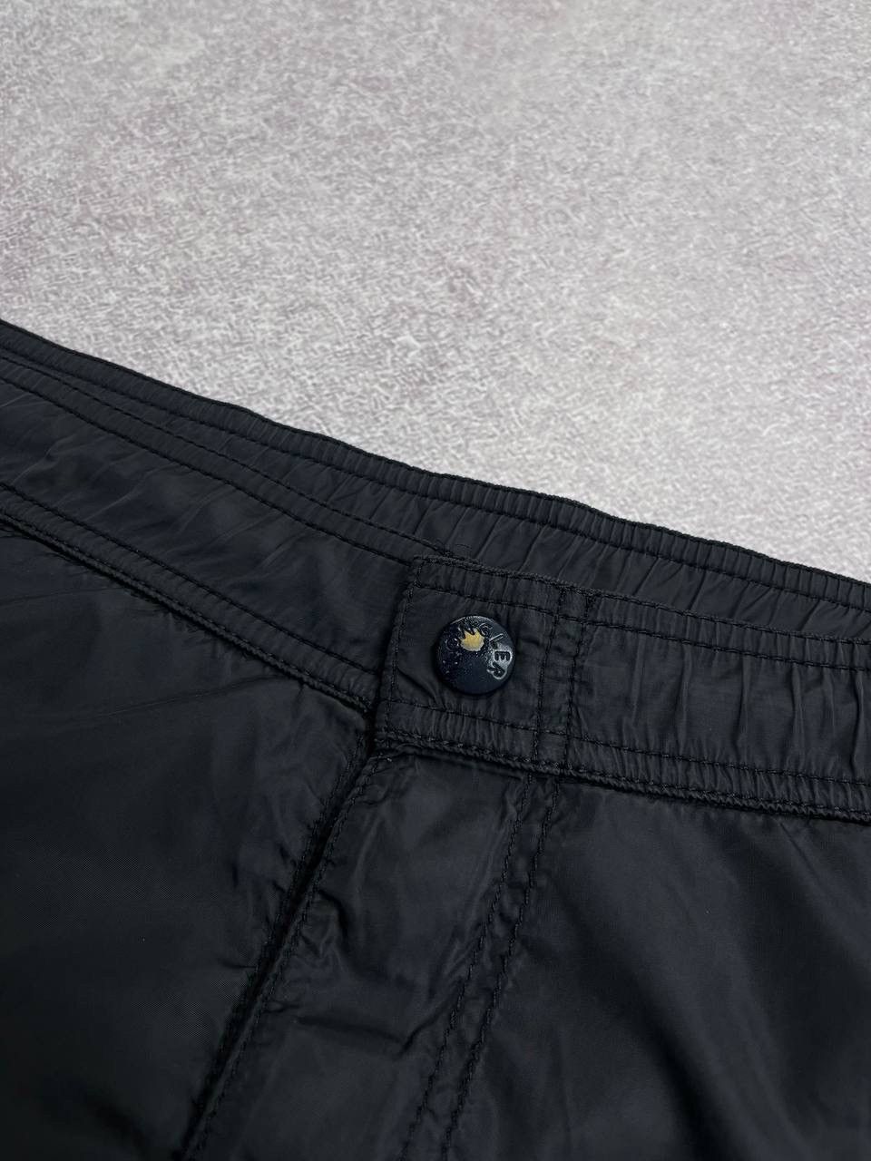 Moncler Vintage Moncler Nylon Summer Shorts Rare S Size US 31 - 5 Thumbnail