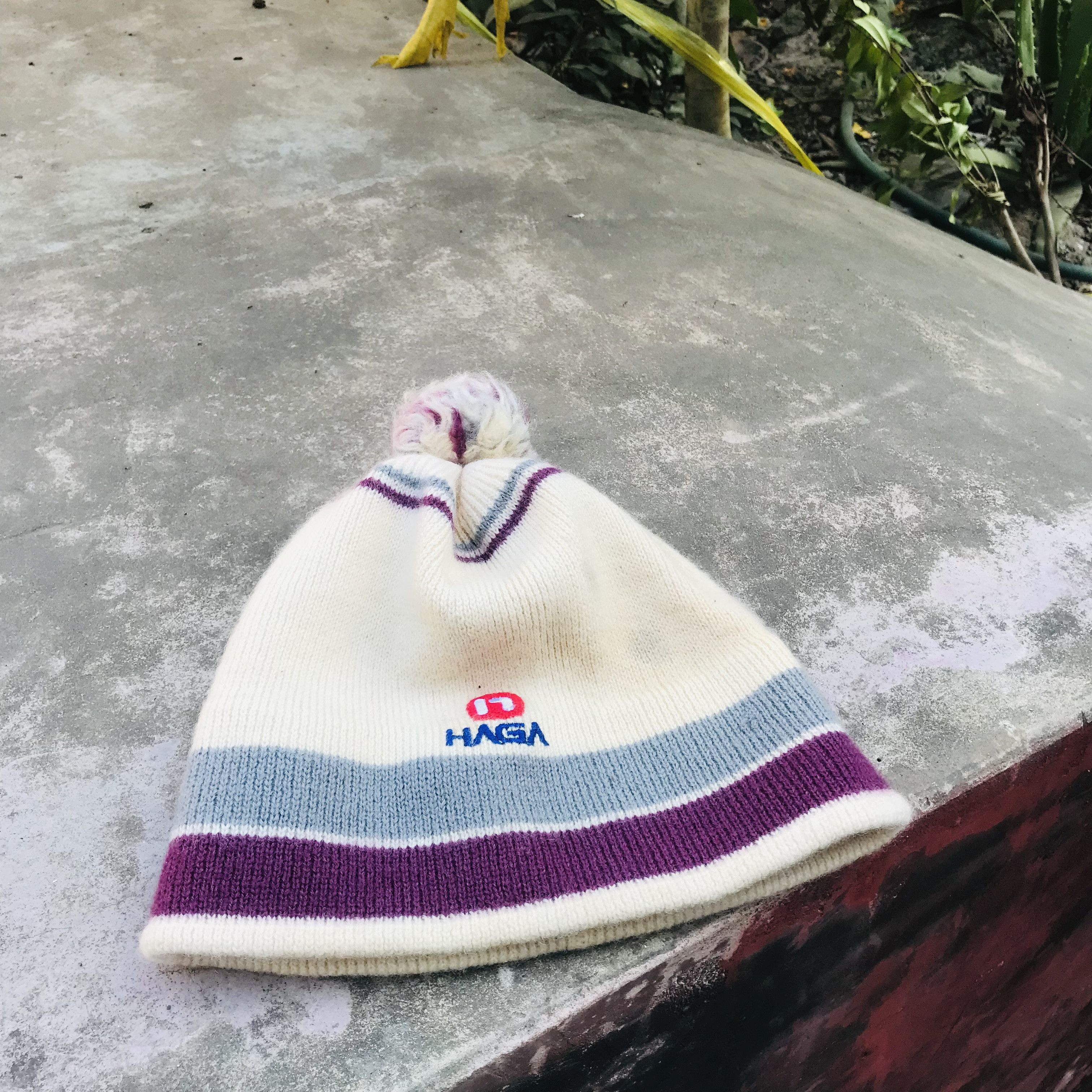 Japanese Brand × Vintage Japanese Vintage Bubble Pom Beanie Size ONE SIZE - 1 Thumbnail