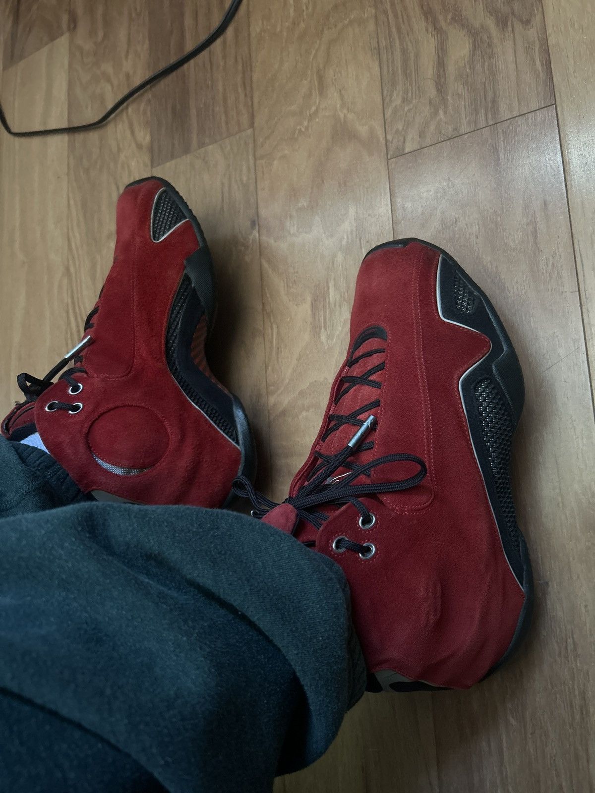 Jordan Brand Jordan 21 red suede Size US 11 / EU 44 - 11 Thumbnail