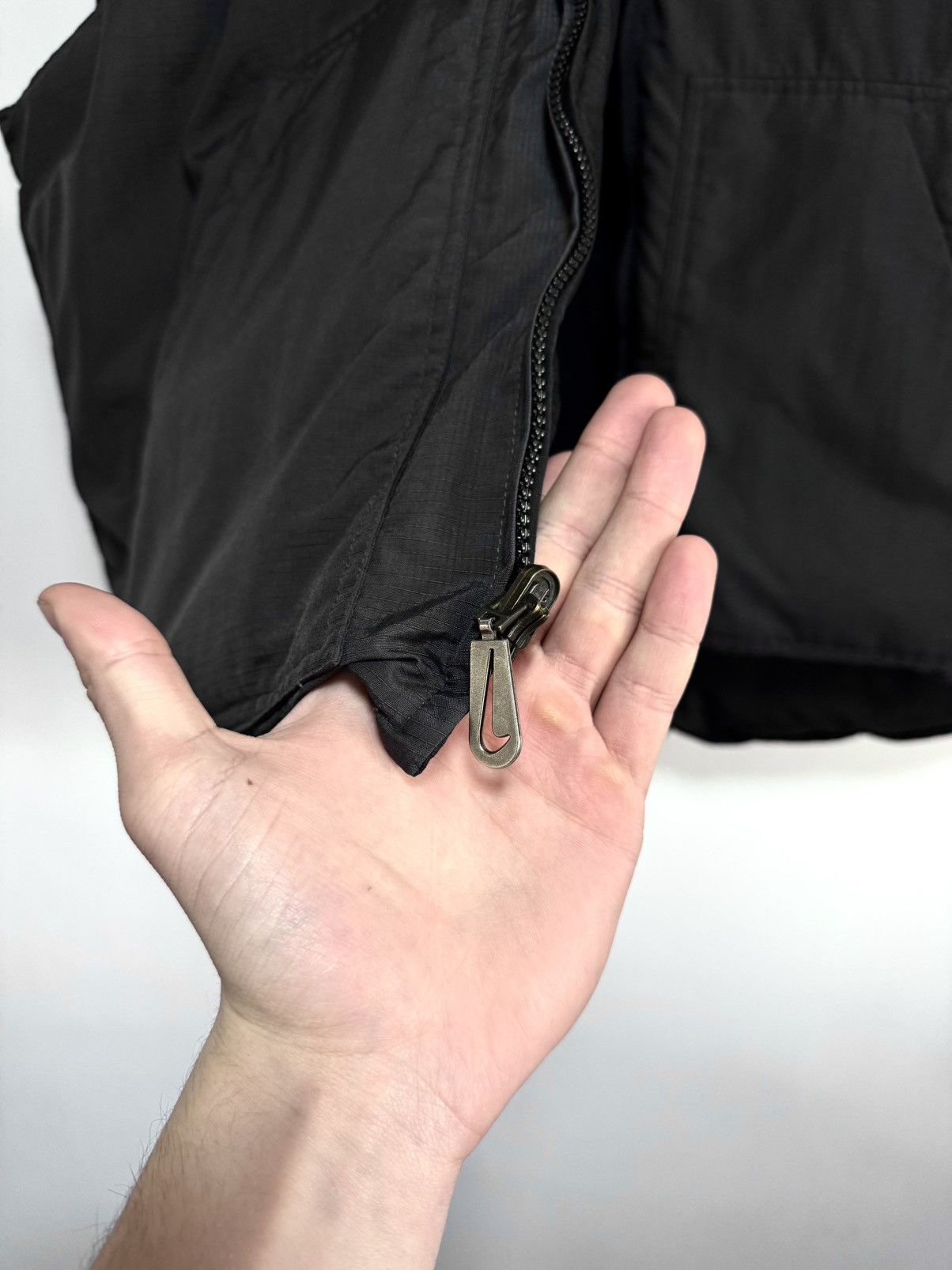 Nike × Vintage Vintage 90s Nike Reversible Puffer Vest Streetwear Y2K Black Size US XL / EU 56 / 4 - 8 Thumbnail