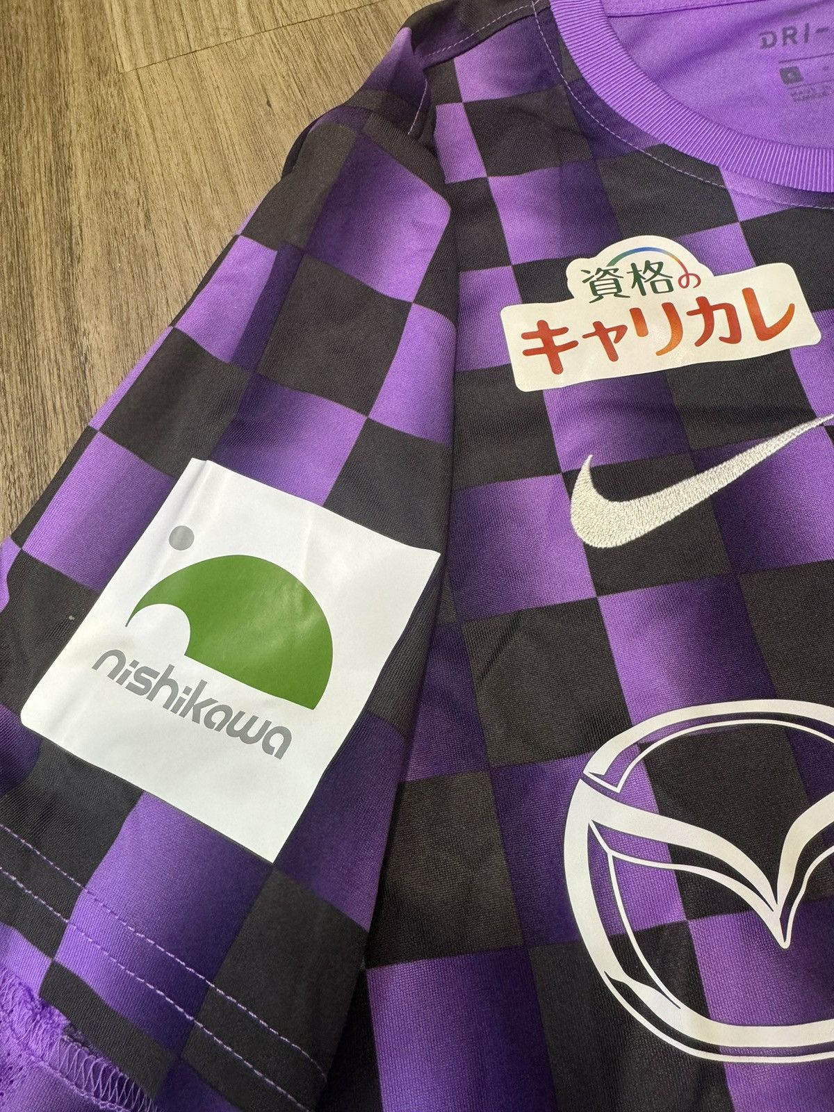 Japanese Brand Sanfrecce Hiroshima training jersey Size US S / EU 44-46 / 1 - 4 Thumbnail