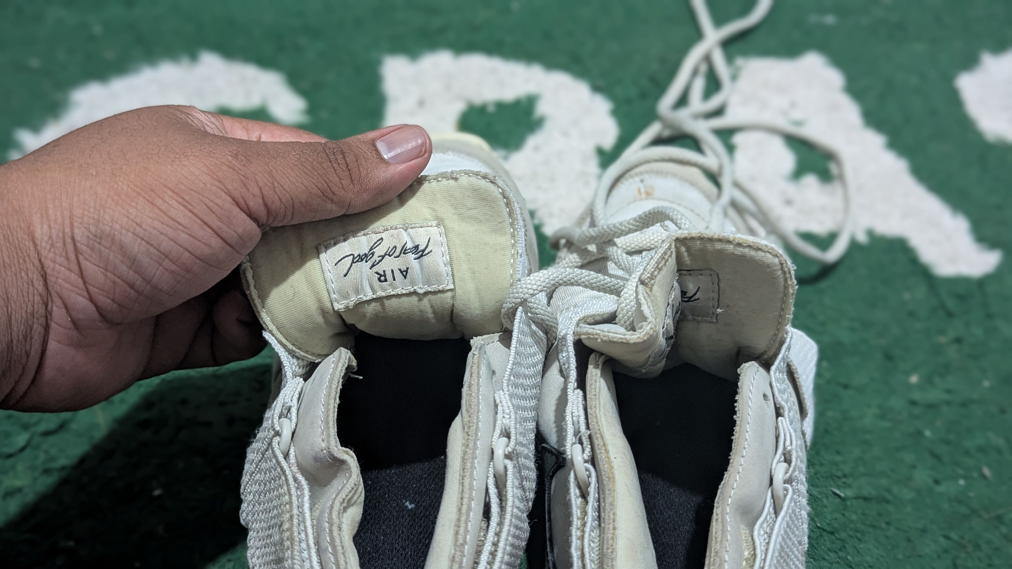 Fear of God × Nike Nike x Fear of God Raid Light Bone Size US 7 / EU 40 - 4 Thumbnail