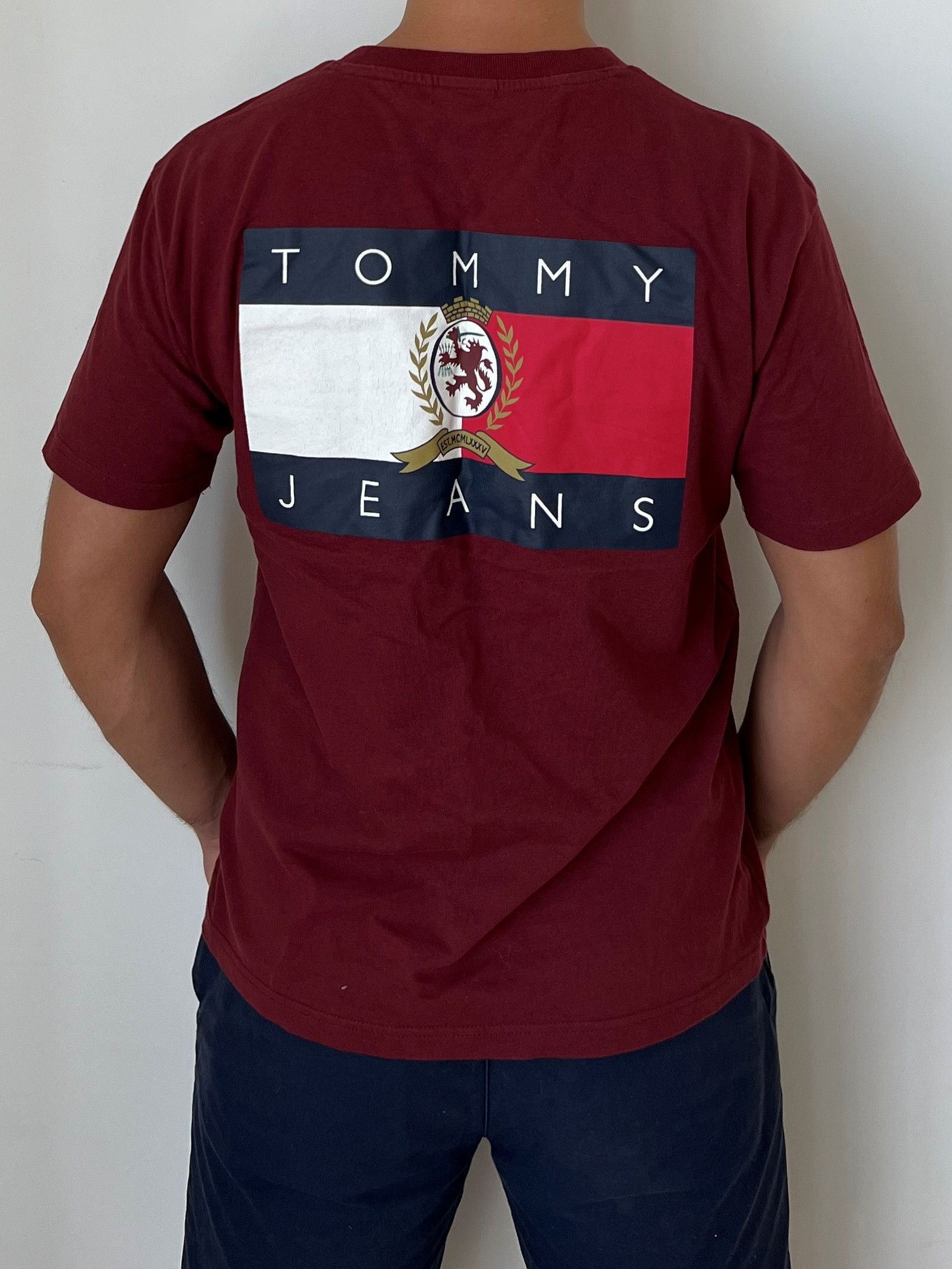 Tommy Hilfiger Tommy Hilfiger Crest Flag Heavy Cotton T-Shirt Burgundy Size US S / EU 44-46 / 1 - 2 Thumbnail