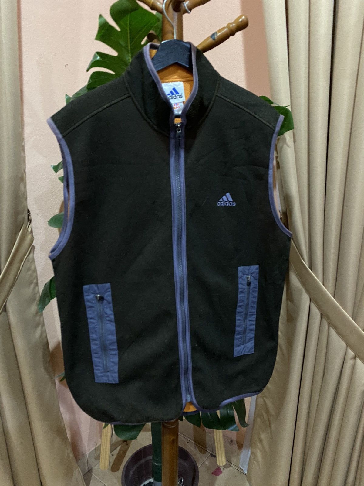 Adidas VINTAGE ADIDAS VEST JACKET Size US L / EU 52-54 / 3 - 5 Thumbnail