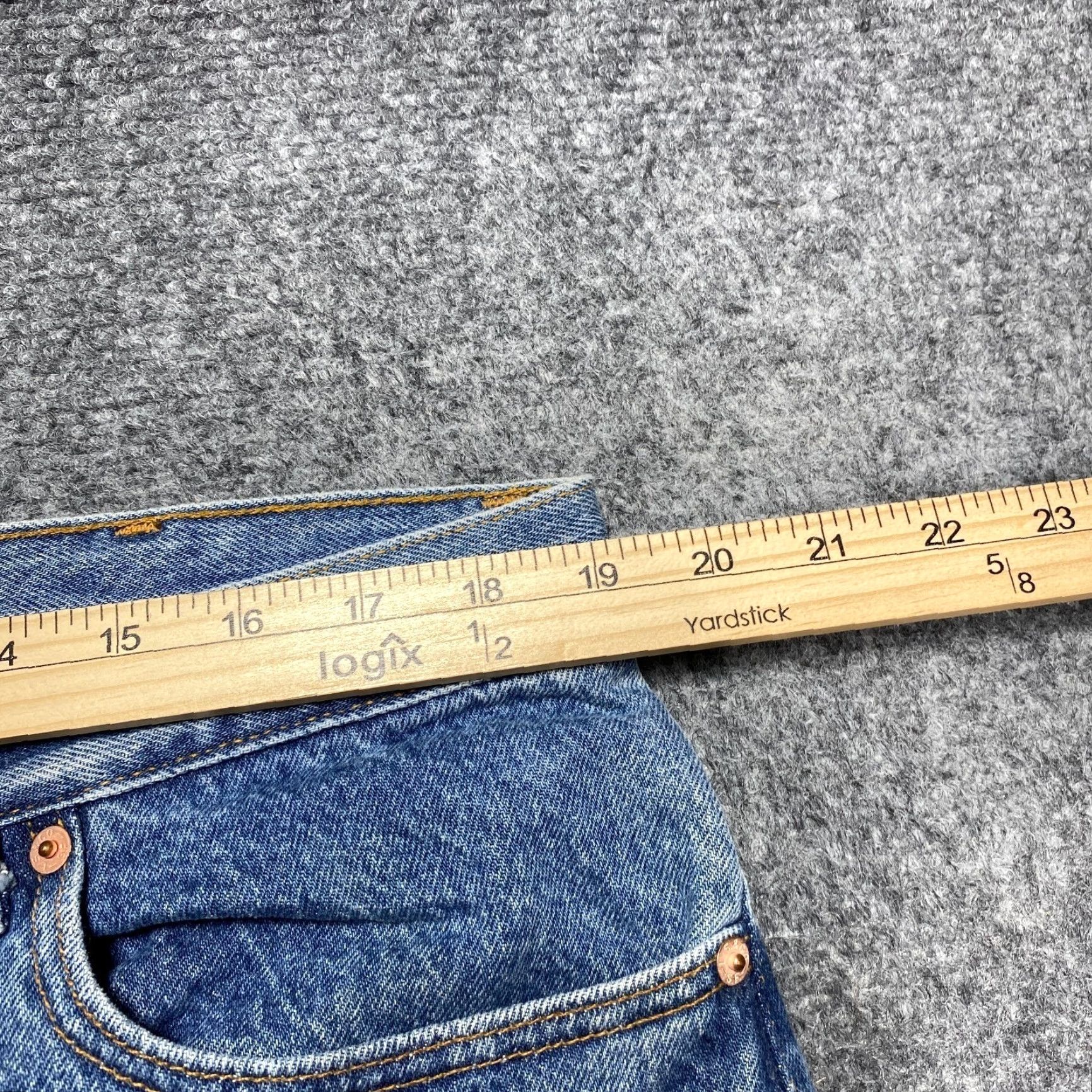 Levi's VINTAGE Levi's Jeans Men 38x26 Blue 501 Button Fly Classic Straight 80s 90s Logo Workwear Cowboy Accessories Mens Jeans Size US 38 / EU 54 - 2 Thumbnail