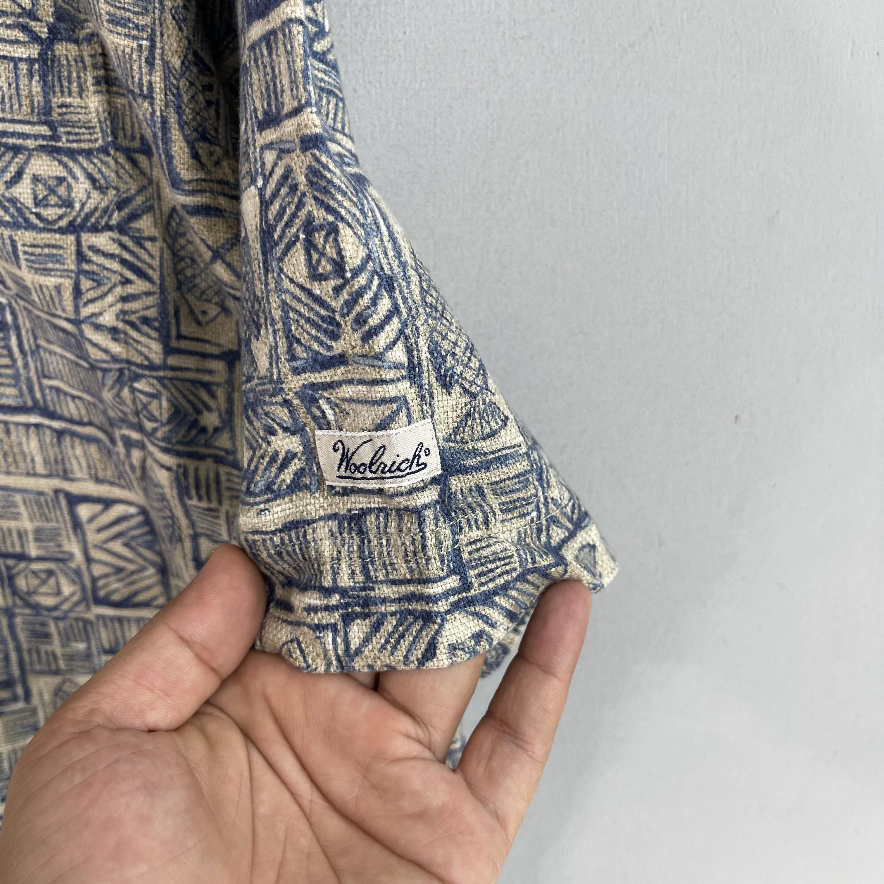 Vintage × Woolrich Woolen Mills Vintage WOOLRICH Hawaii Tribal Fish Motive Shirt Button Up Size US L / EU 52-54 / 3 - 6 Thumbnail