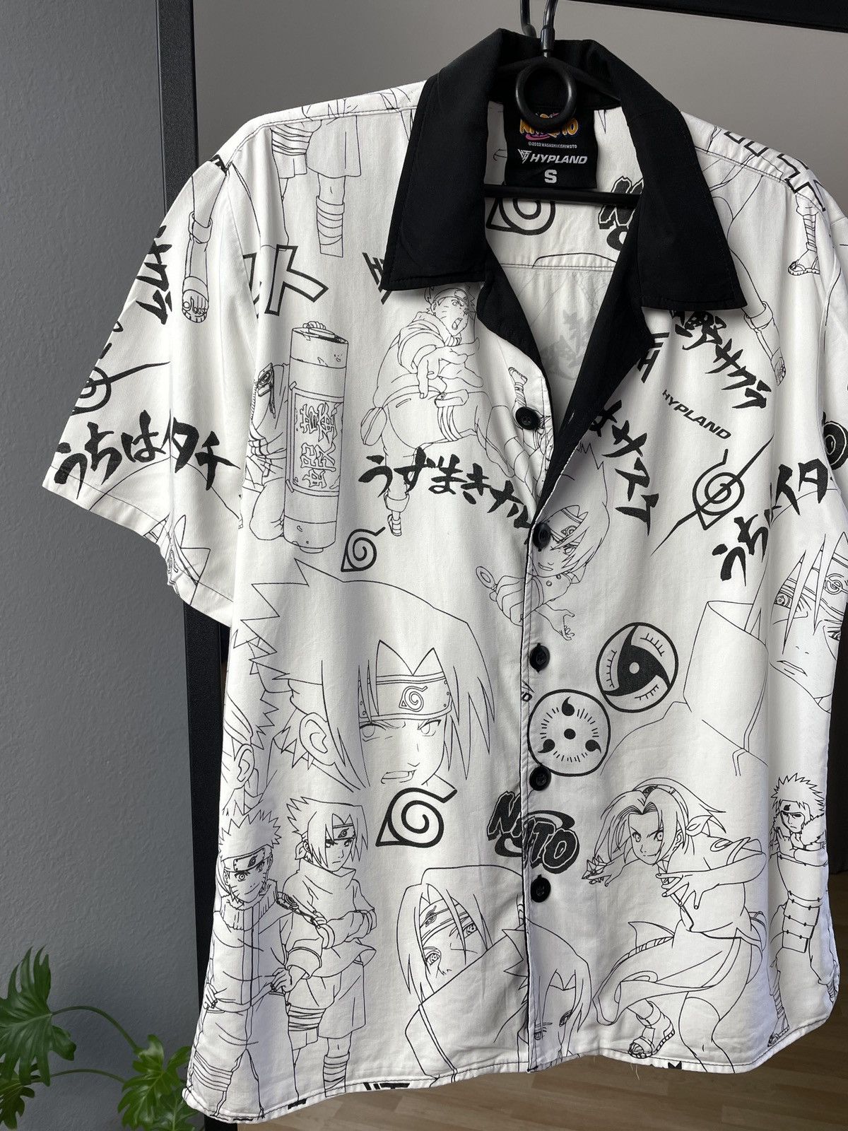 Japanese Brand × Vintage Vintage 2002 Naruto Graphic Tee Y2K T-Shirt Size US S / EU 44-46 / 1 - 2 Thumbnail