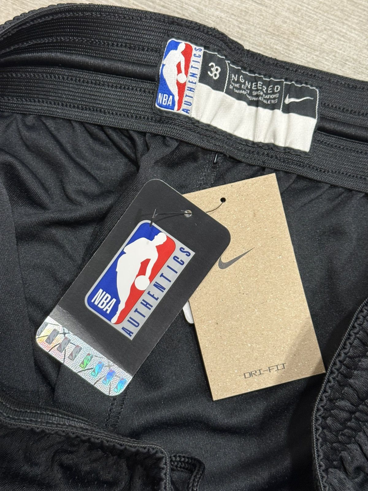 Nike Nike Miami Heat AJ5620-010 Swingman Black Shorts Sz L Large Size US 36 / EU 52 - 10 Thumbnail