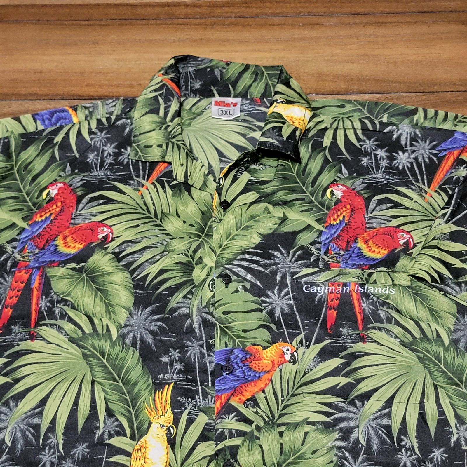 Other Mia's Tropical Parrot Button Shirt "Cayman Islands" - 3XL Size US XXL / EU 58 / 5 - 2 Thumbnail