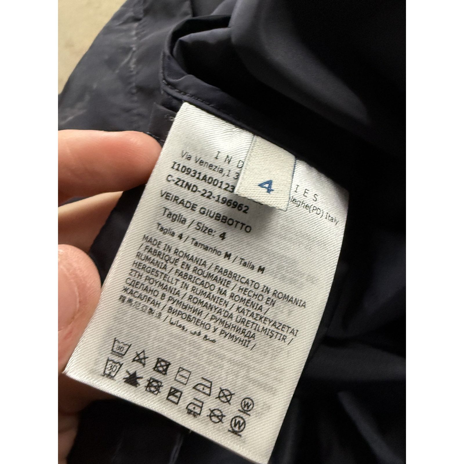 Moncler Moncler Wind Breaker Navy New 4 (Large) With Tags Size US L / EU 52-54 / 3 - 9 Thumbnail