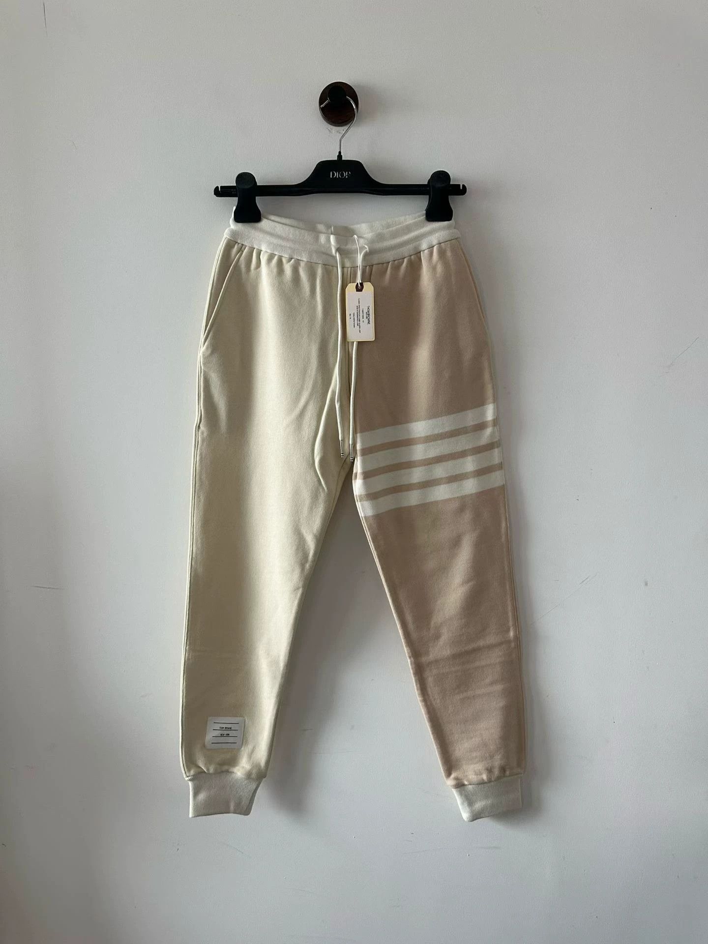 Thom Browne Thom Browne Color Blocked Sweatpants 38 NWT Size US 38 / EU 54 - 1 Thumbnail