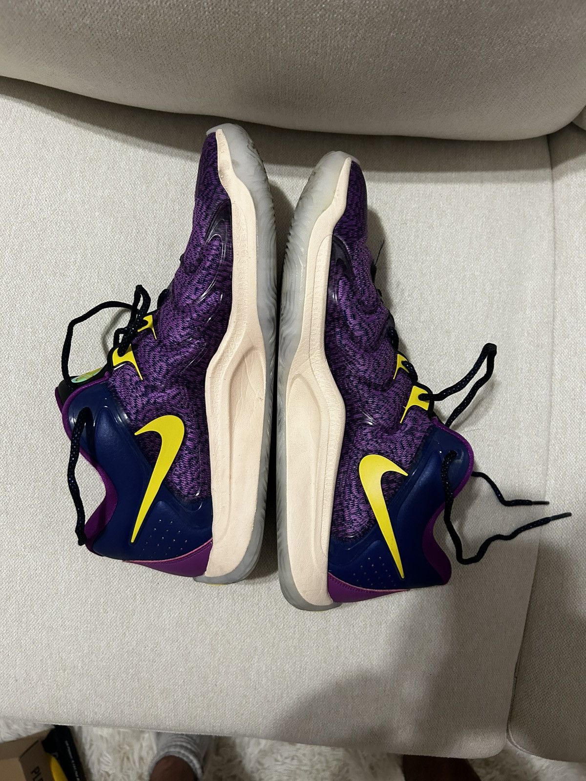 Nike Nike Kd 17 Size US 12 / EU 45 - 3 Thumbnail