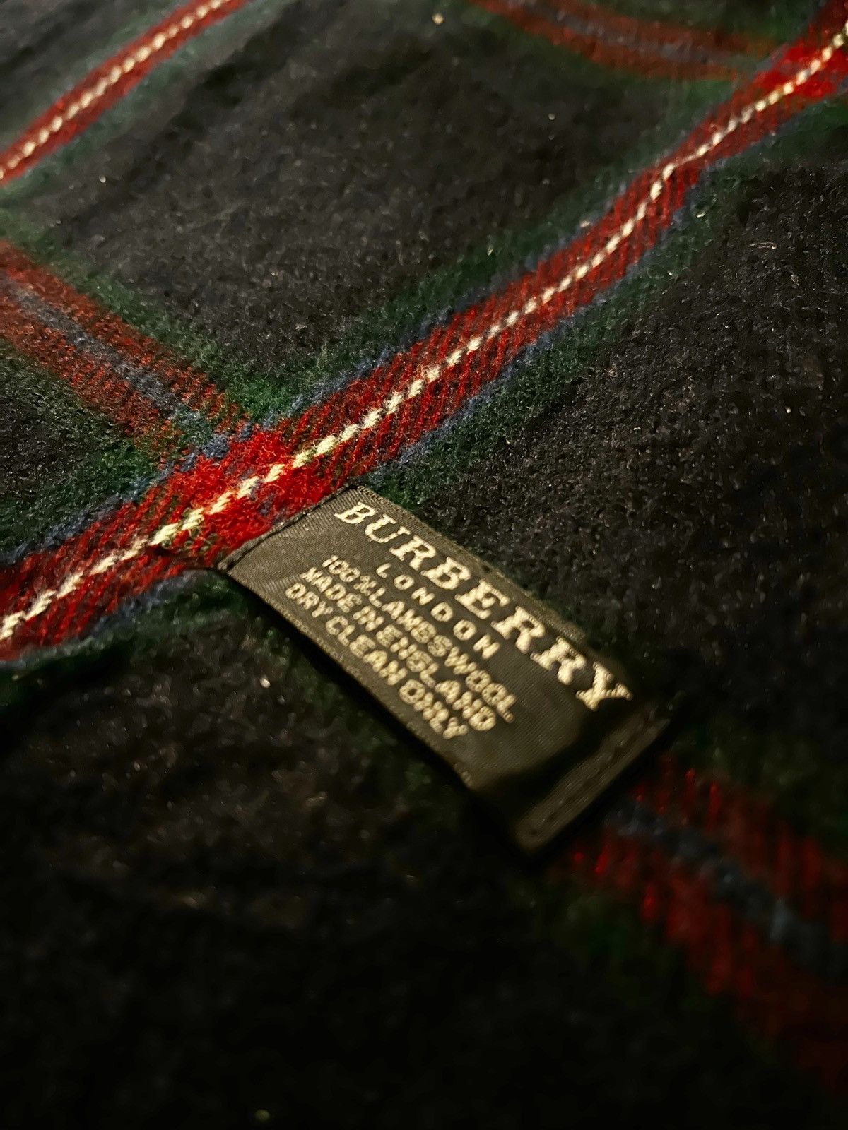 Burberry Burberry London Made in England Lambswool Tartan Scarf Size ONE SIZE - 3 Thumbnail