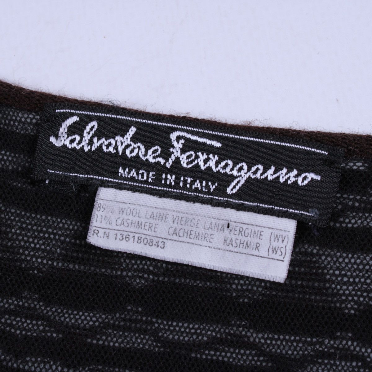 Salvatore Ferragamo × Vintage Vintage Salvatore Ferragamo Wool Cashmere Geometric T-Shirt Size M / US 6-8 / IT 42-44 - 11 Thumbnail
