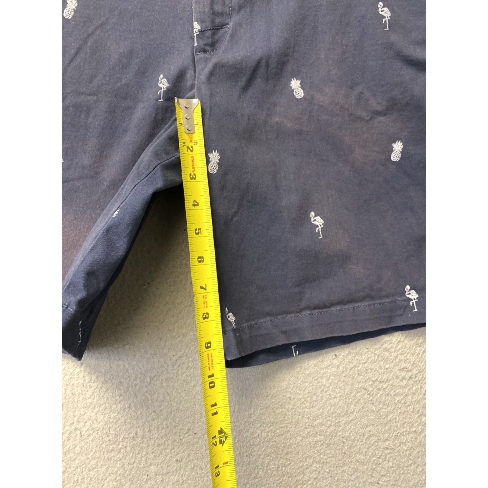 Izod IZOD Golf Shorts 35 Navy Chino 9.5 Inseam 5-Pocket Regular Mens Size US 35 - 5 Thumbnail