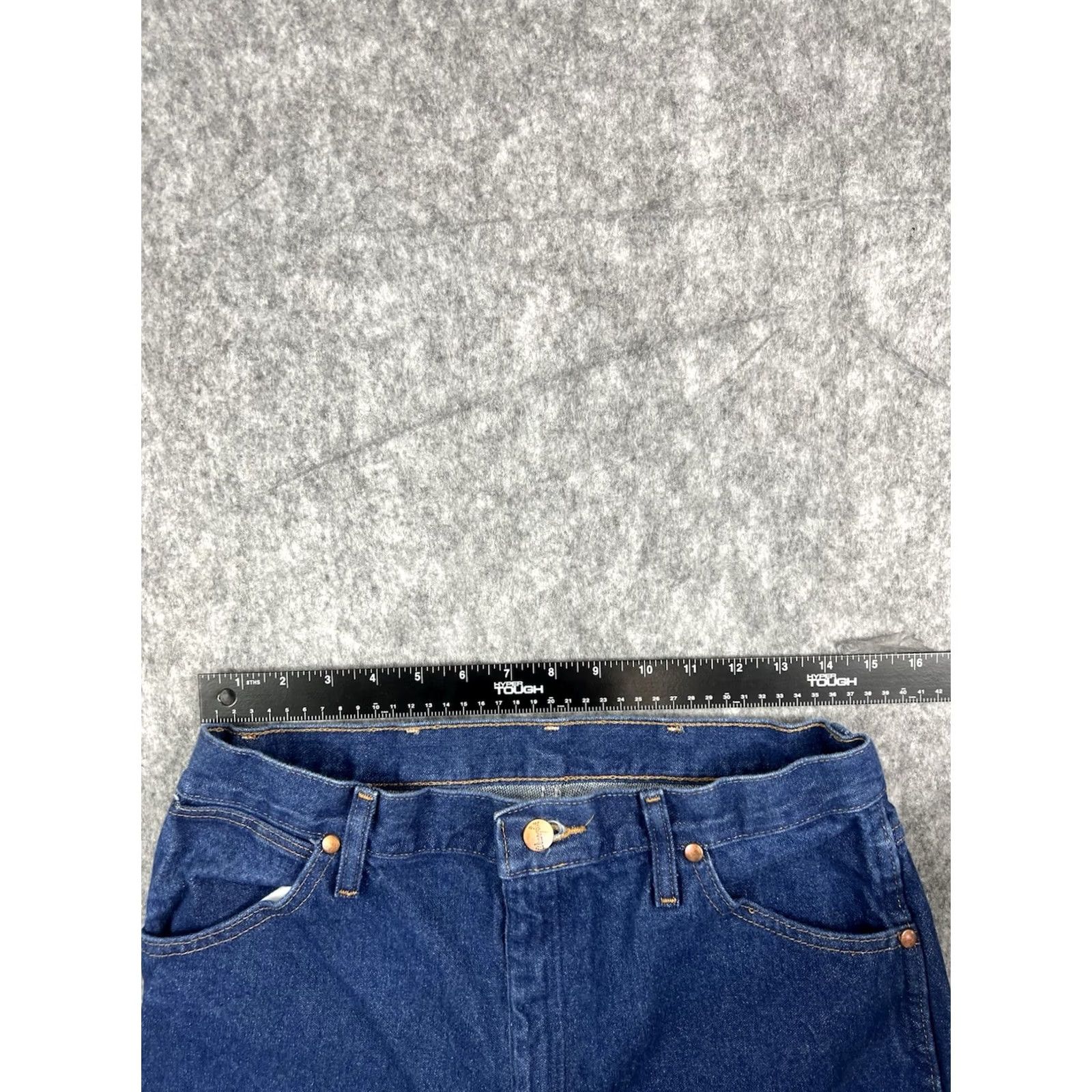 Wrangler VINTAGE Wrangler Women Cowboy Cut Straight Jeans Dark Wash 13x36 Regular 31x36 Blue Cowboy 5-Pocket Zipper Button Size 34" / US 12 / IT 48 - 3 Thumbnail