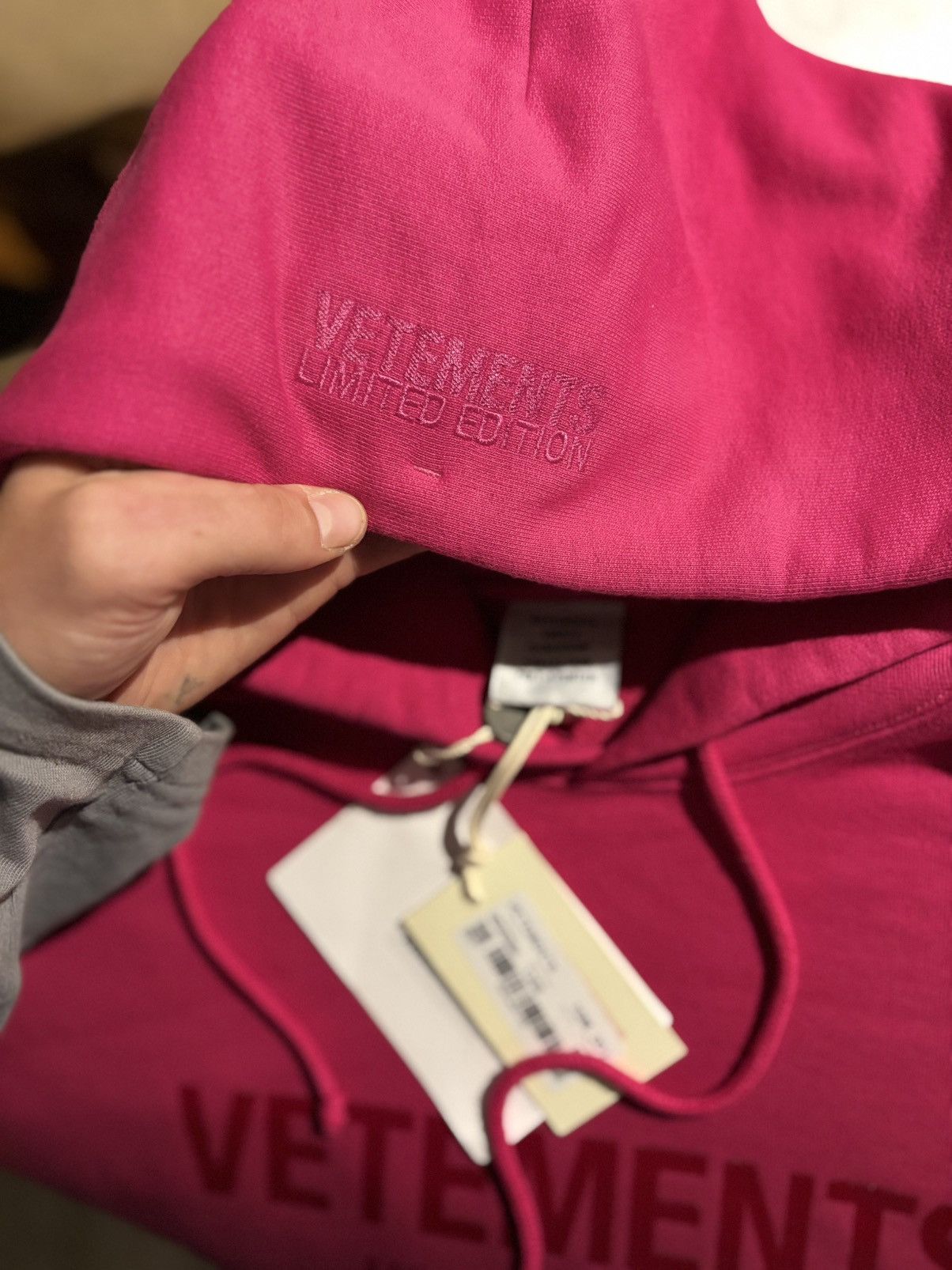Vetements Vetements Hoodie Gradient Limited Edition Size US M / EU 48-50 / 2 - 4 Thumbnail