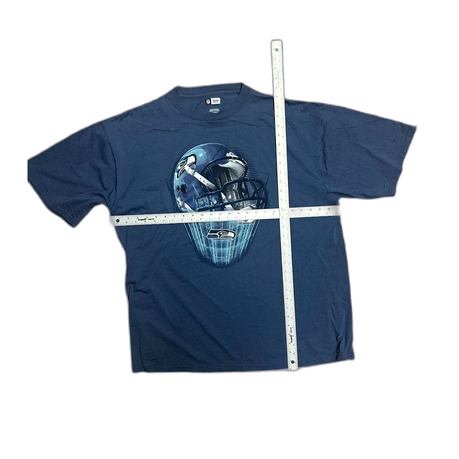 Vintage NFL Seattle Seahawks Vintage T-shirt Size XL Navy Blue Helme Size US XL / EU 56 / 4 - 3 Thumbnail