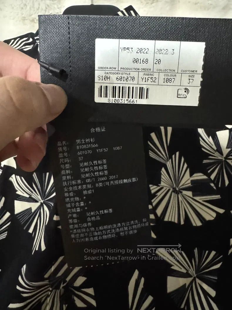 Saint Laurent Paris Saint Laurent Paris size 37 Prism Flower Pure Silk Short Sl Size US S / EU 44-46 / 1 - 6 Thumbnail