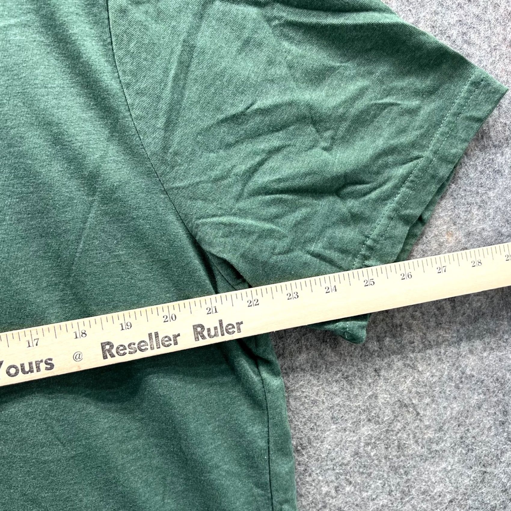 Izod VINTAGE IZOD Shirt Mens XL Green Crewneck Saltwater The Summit Cotton XL TEE Size US XL / EU 56 / 4 - 7 Thumbnail