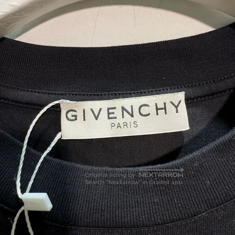 Givenchy Givenchy short sleeves Size US XXS / EU 40 - 2 Thumbnail