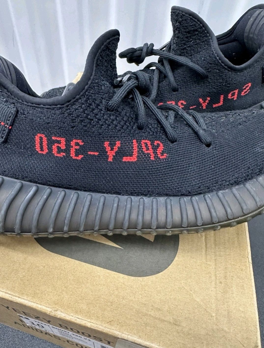 Adidas Adidas Yeezy Boost 350 V2 Bred CP9652 Size 10 Men Size US 10 / EU 43 - 8 Thumbnail