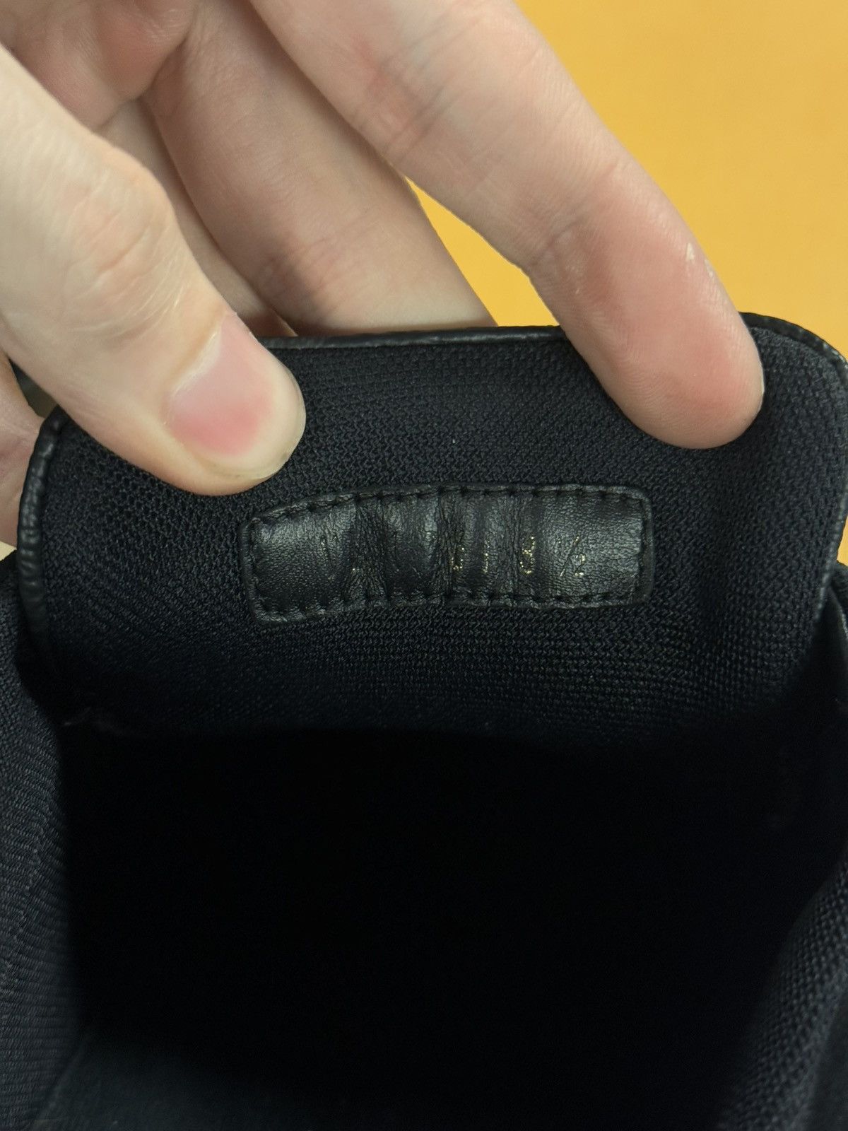 Louis Vuitton Louis Vuitton Black Low Top Trainer 8.5LV/9.5US $1260 Size US 9.5 / EU 42-43 - 14 Thumbnail